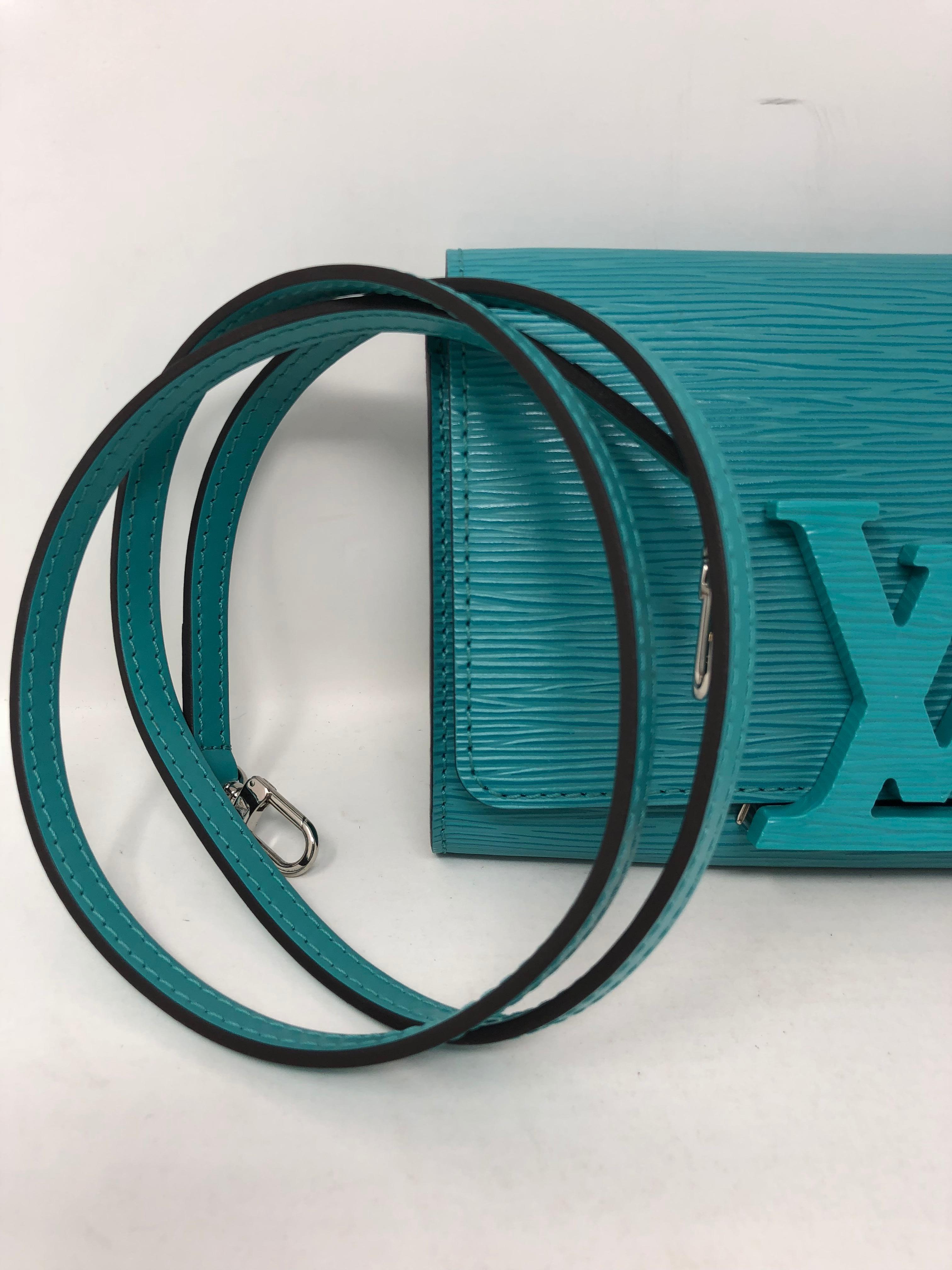 Blue Louis Vuitton Epi Pochette Louise PM Turquoise