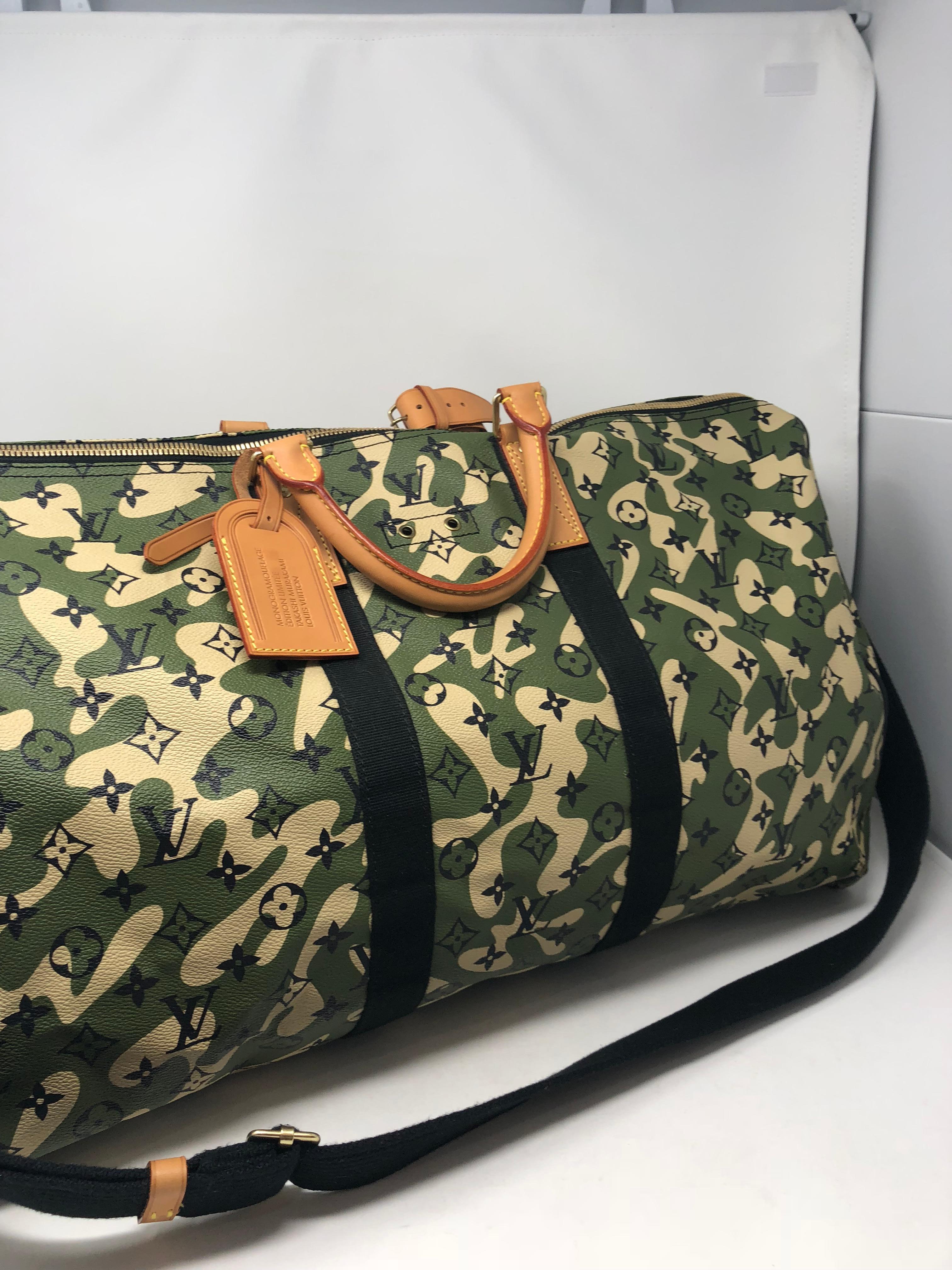 Louis Vuitton Limited Edition Monogramouflage Canvas Keepall 55  In Excellent Condition In Athens, GA