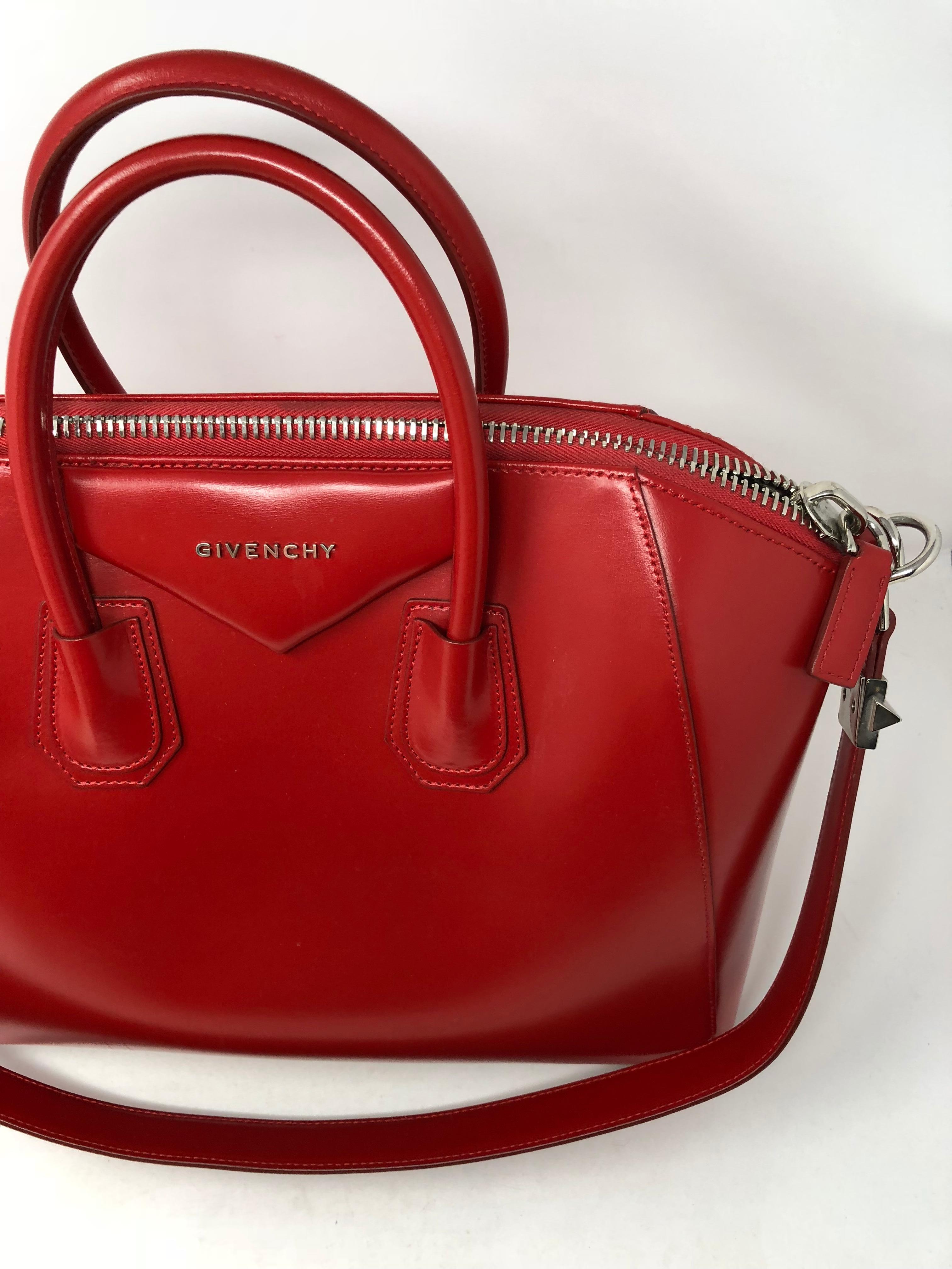 Givenchy Medium Red Antigona Bag  5
