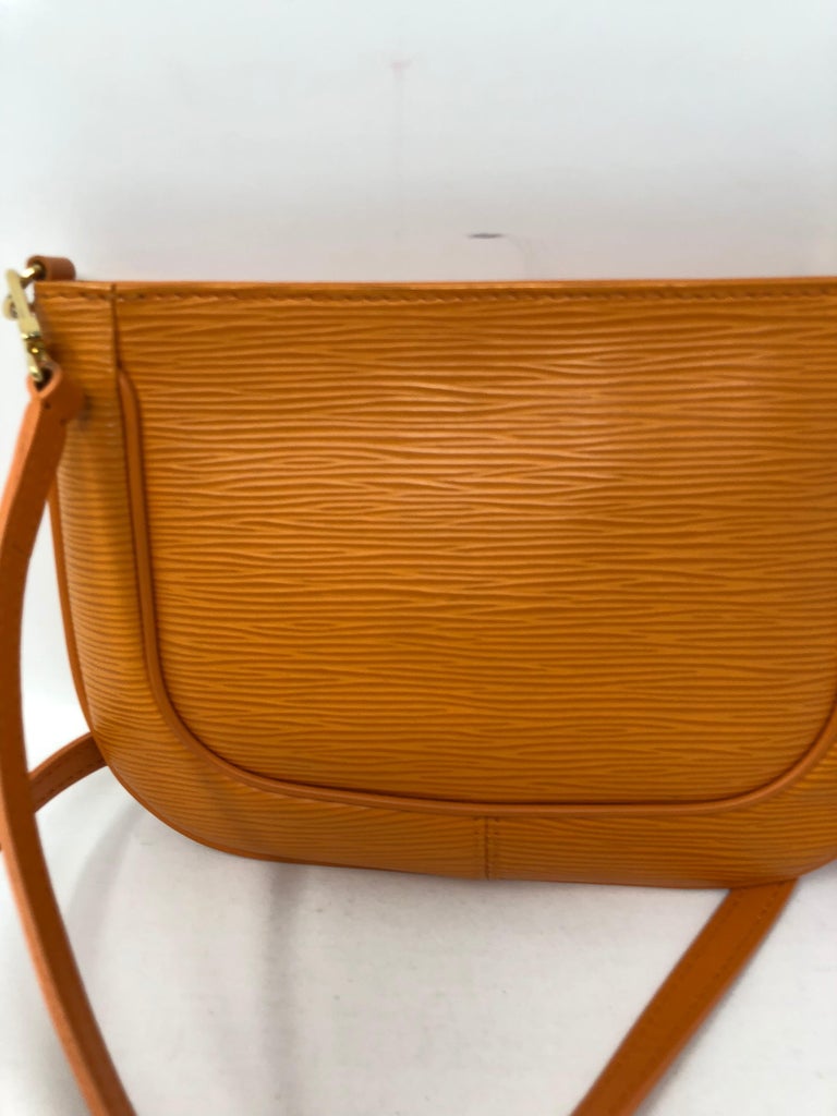 Louis Vuitton Orange Epi Crossbody bag at 1stdibs