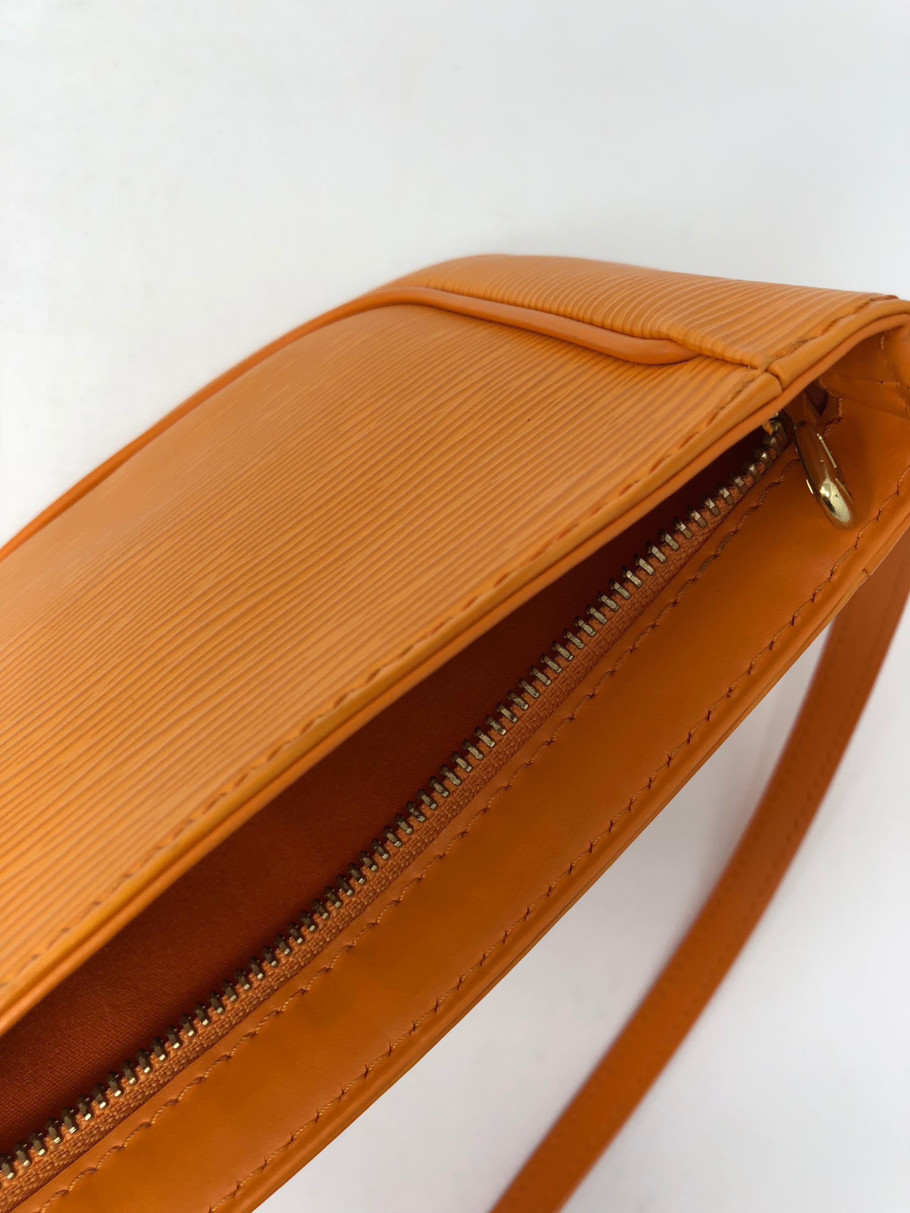 Louis Vuitton Orange Epi Crossbody bag 6