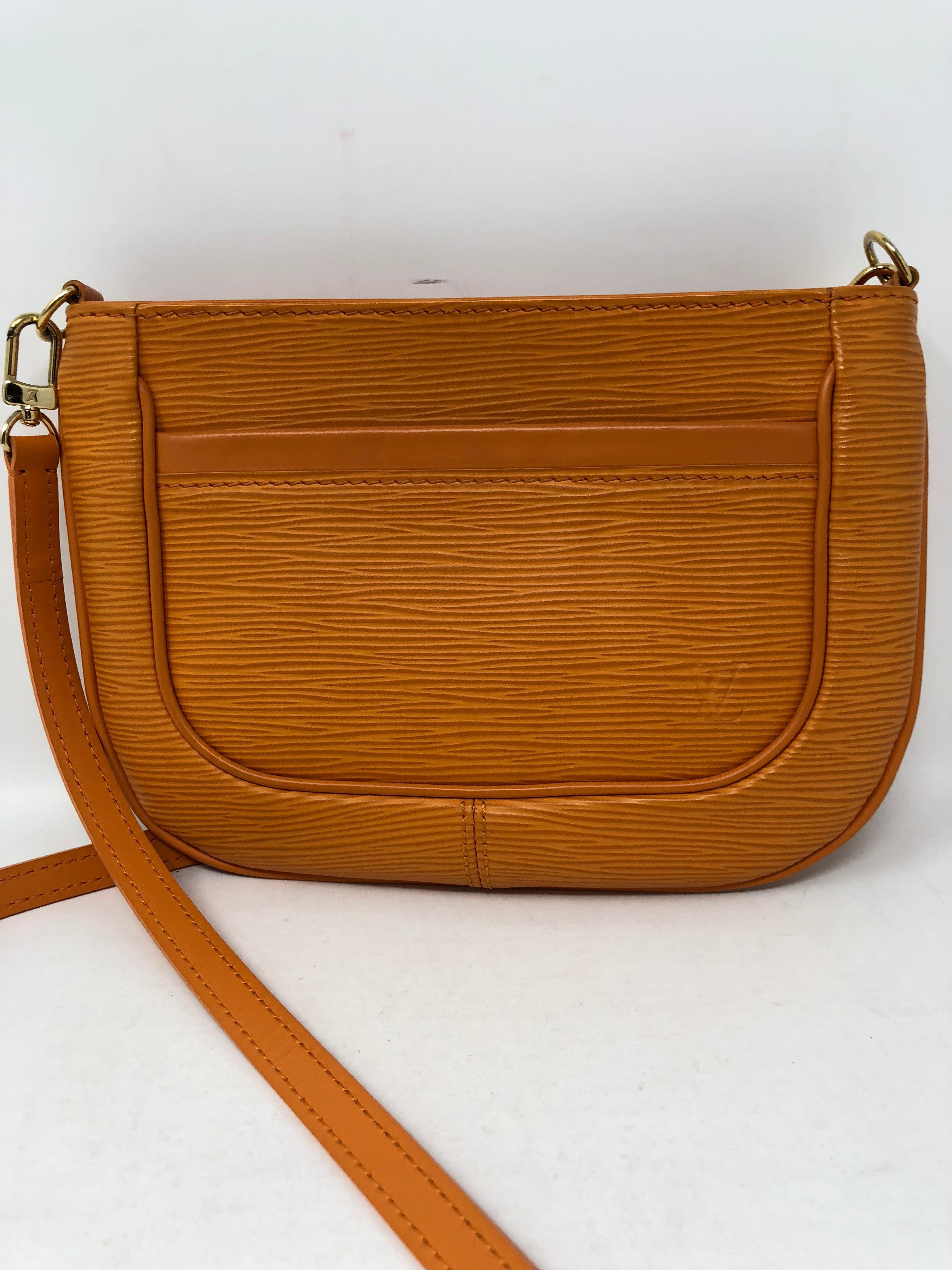 louis vuitton epi crossbody