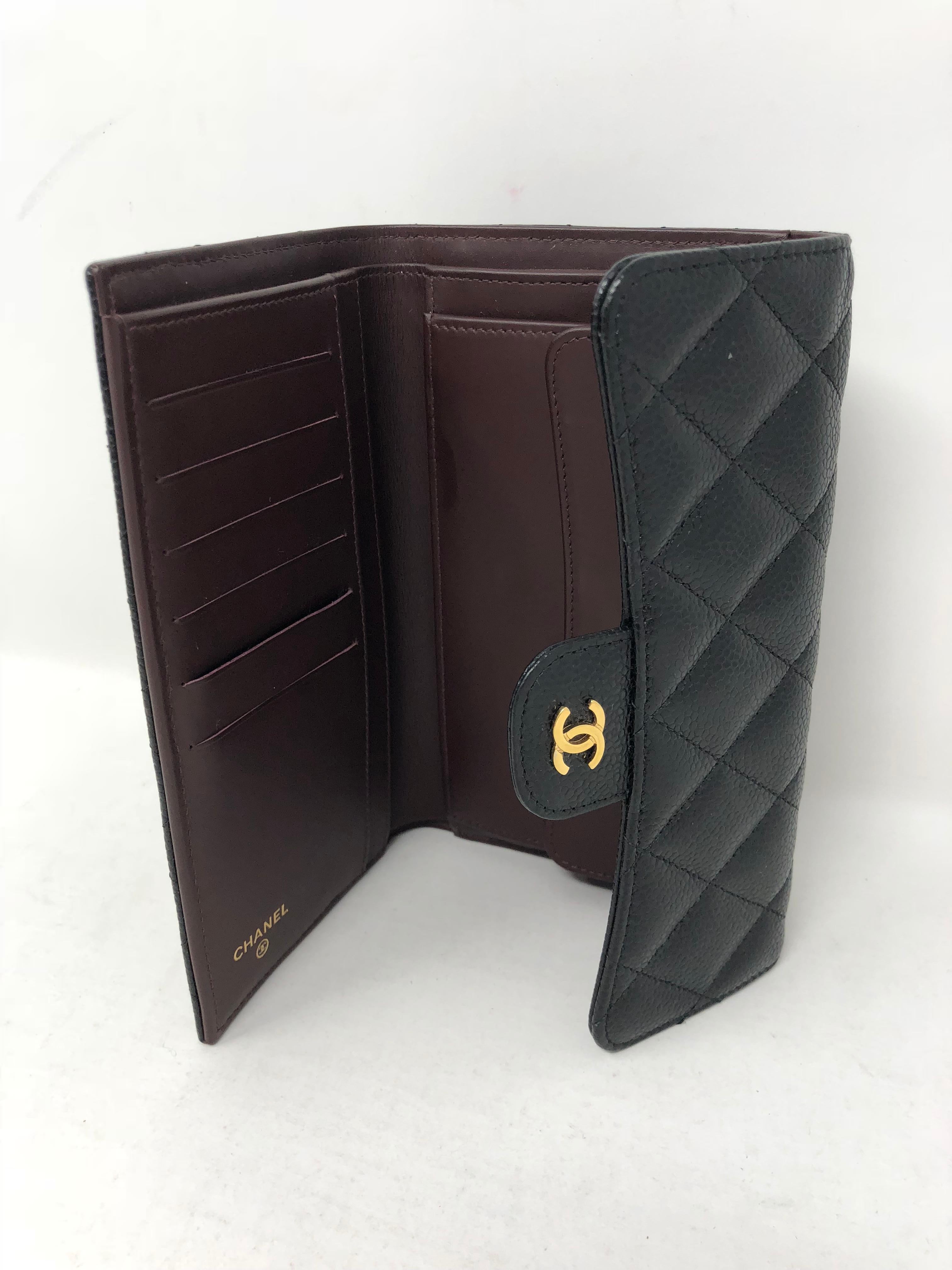 Women's or Men's Chanel Caviar Leather Black Wallet 