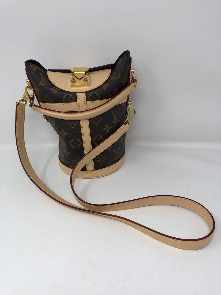 Louis Vuitton Petite Boite Chapeau Duffle Bag at 1stDibs lv petite