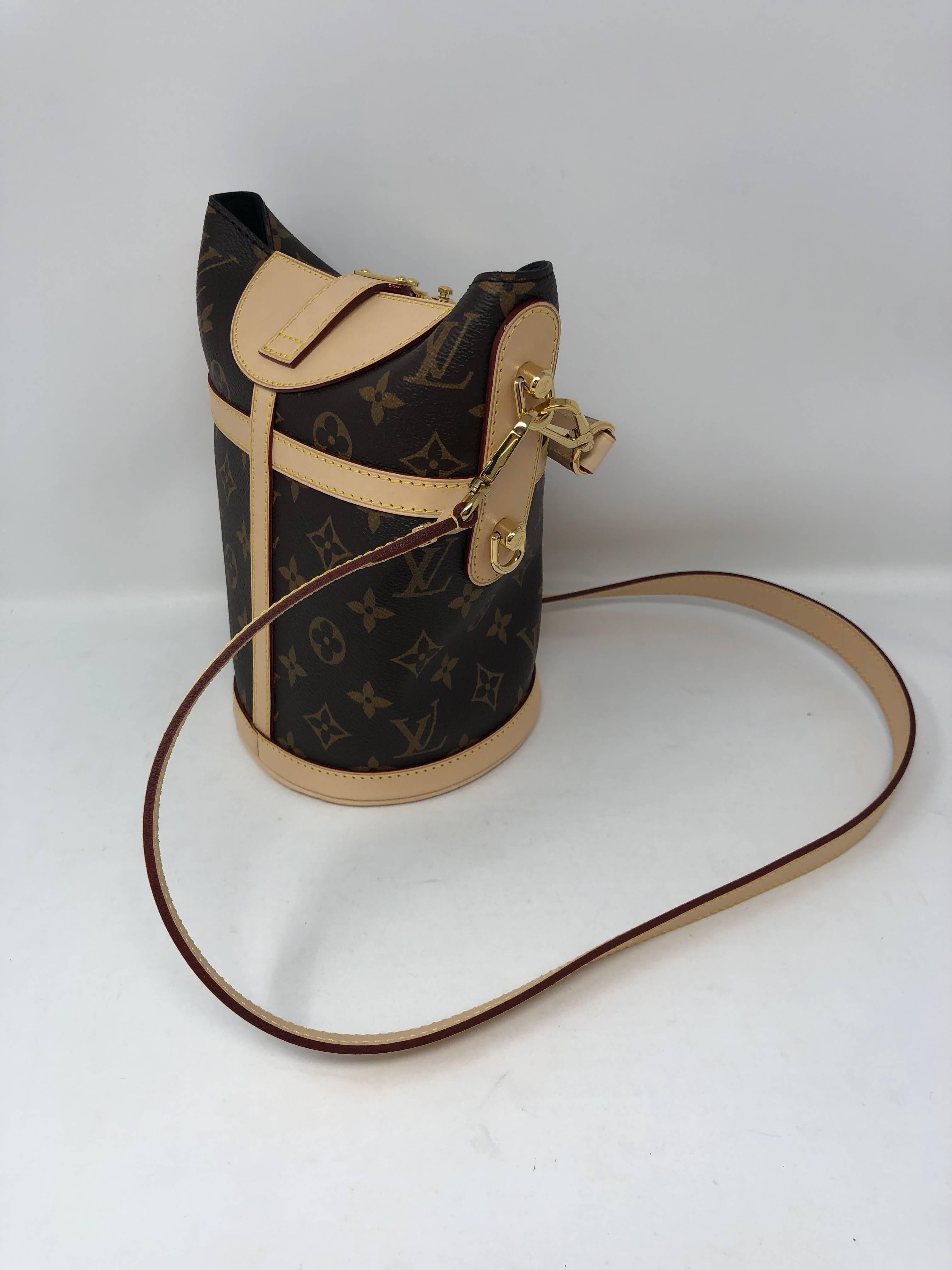 Women's or Men's Louis Vuitton Petite Boite Chapeau Duffle Bag 