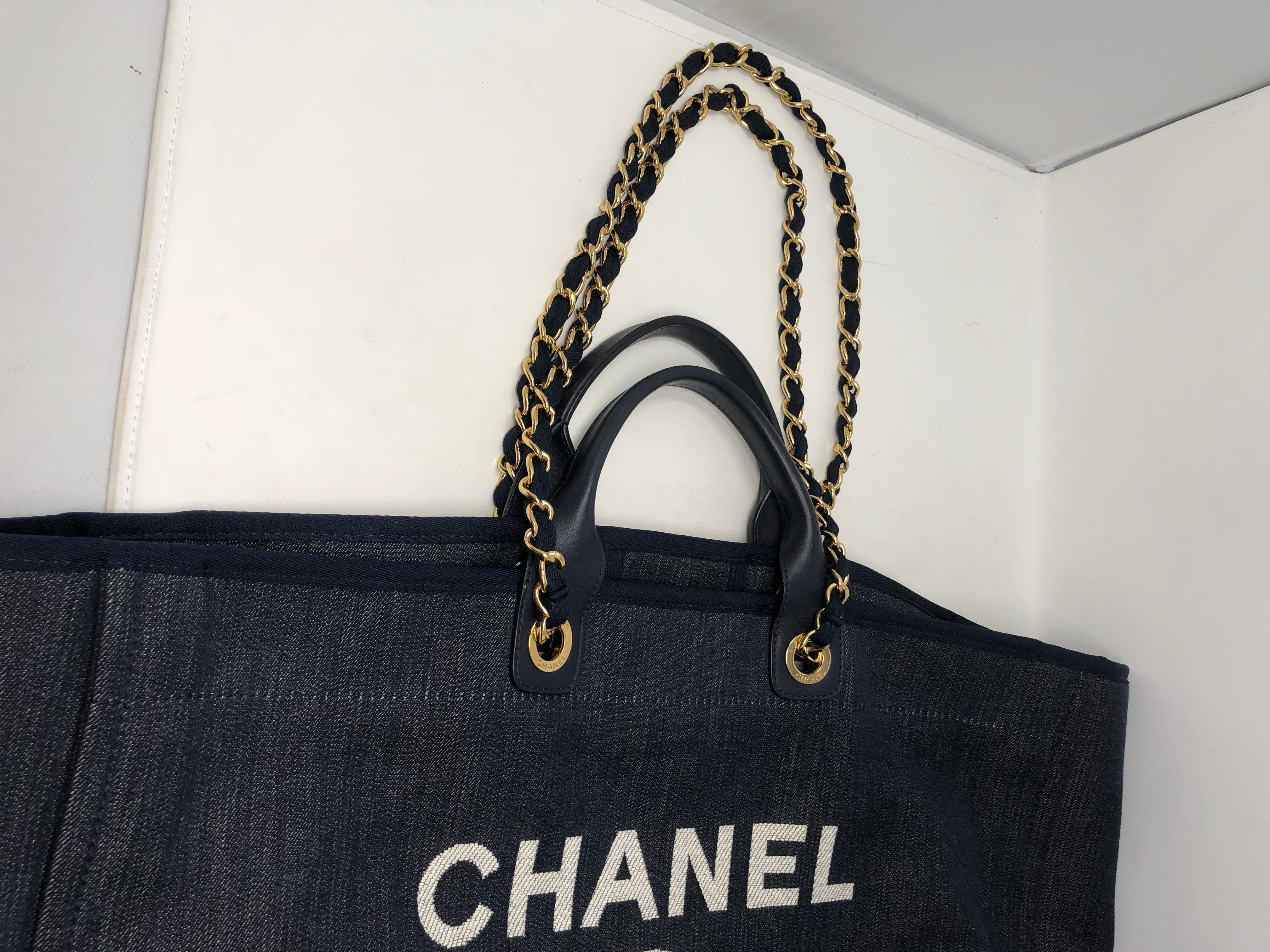 Chanel Deauville Tote XL Bag In New Condition In Athens, GA