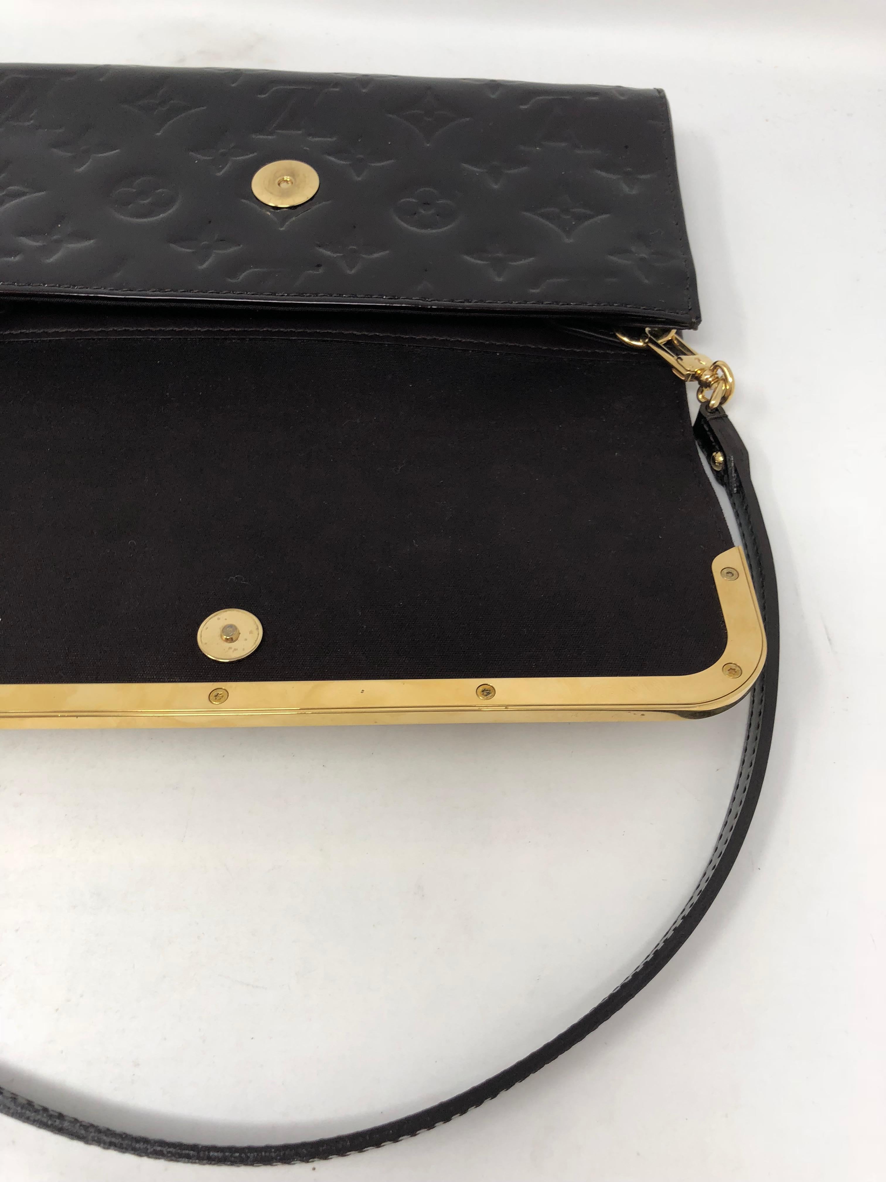 Louis Vuitton Vernis Clutch  10