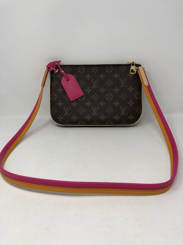 Patent leather crossbody bag Louis Vuitton Pink in Patent leather - 32299131