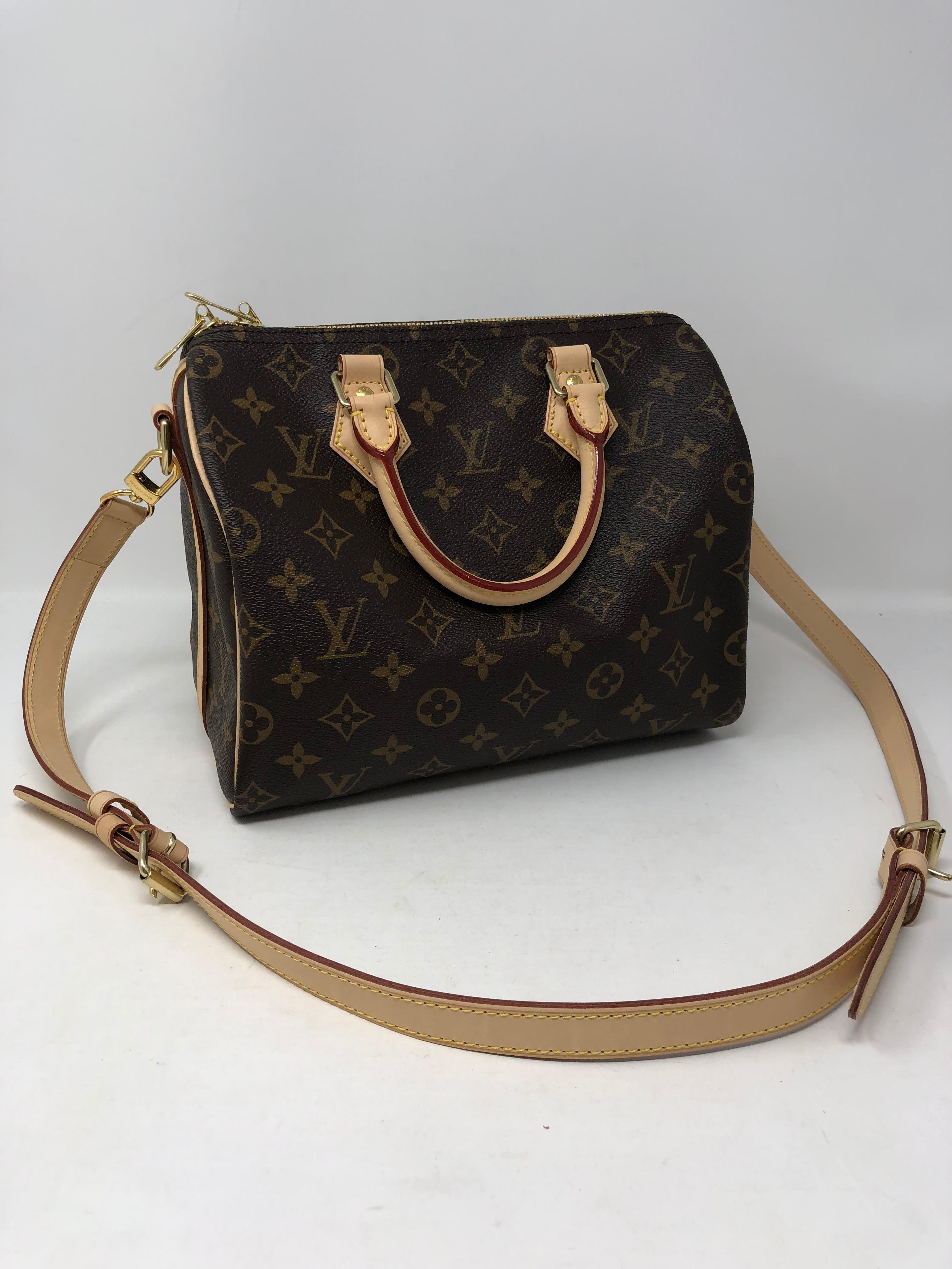 Louis Vuitton Speedy 25 Bandouliere Bag In New Condition In Athens, GA