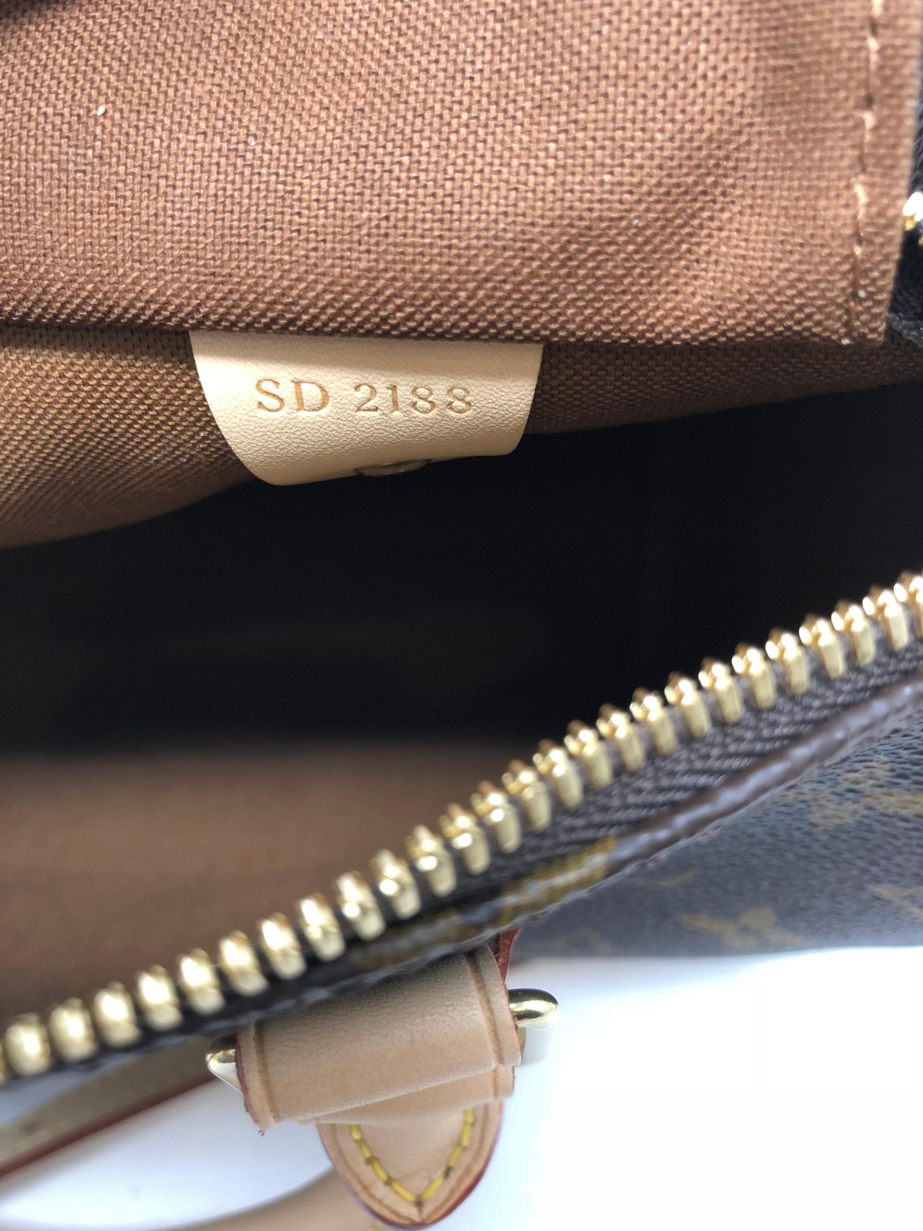 Louis Vuitton Speedy 25 Bandouliere Bag 8