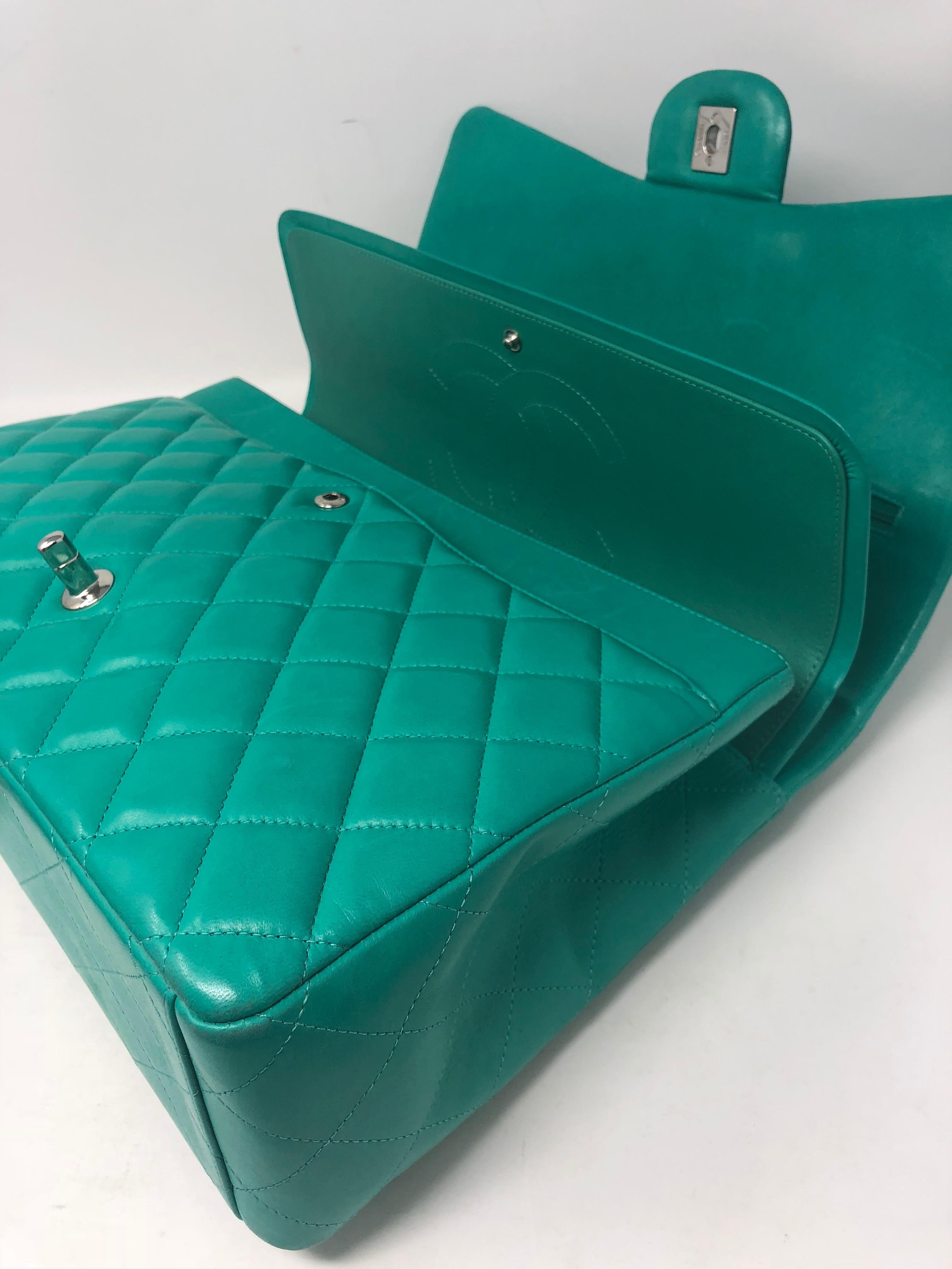 Chanel Menthe Green Leather Maxi Bag  9