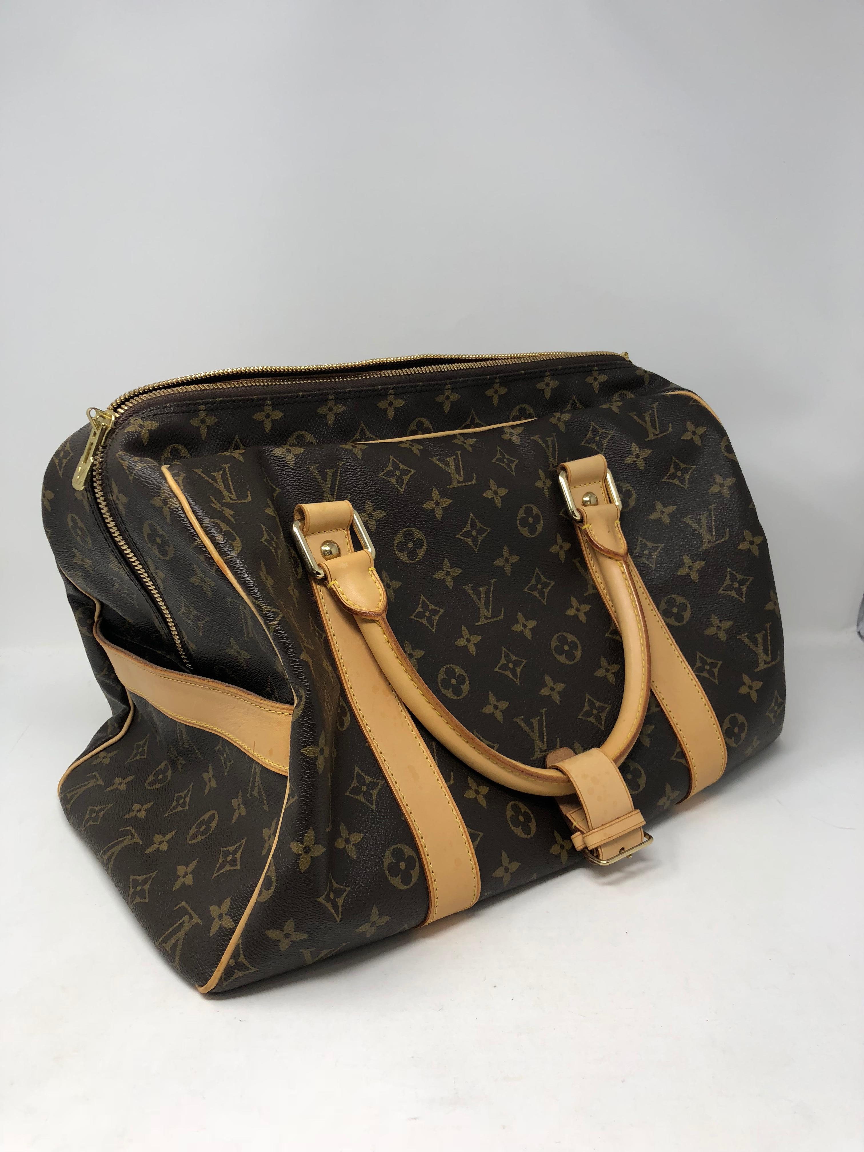 Louis Vuitton Carry All  In Good Condition In Athens, GA