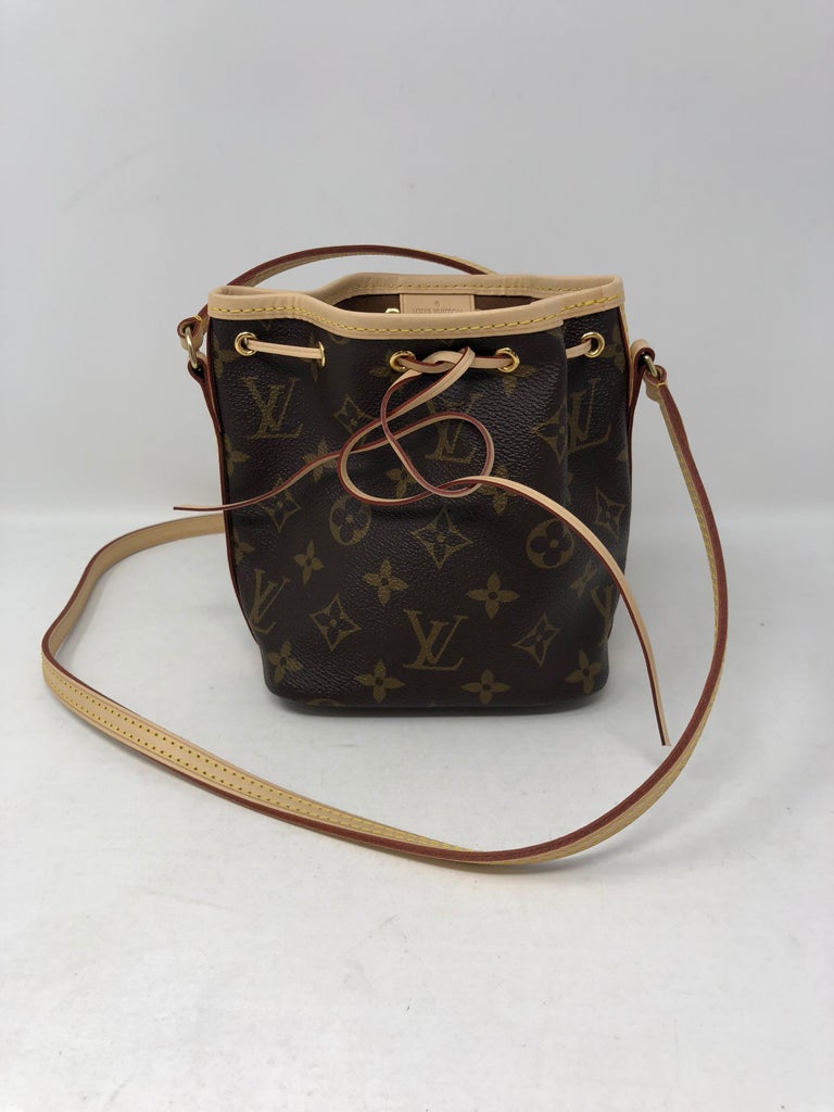 Louis Vuitton Monogram Mini Noe Crossbody Bag at 1stDibs | louis ...