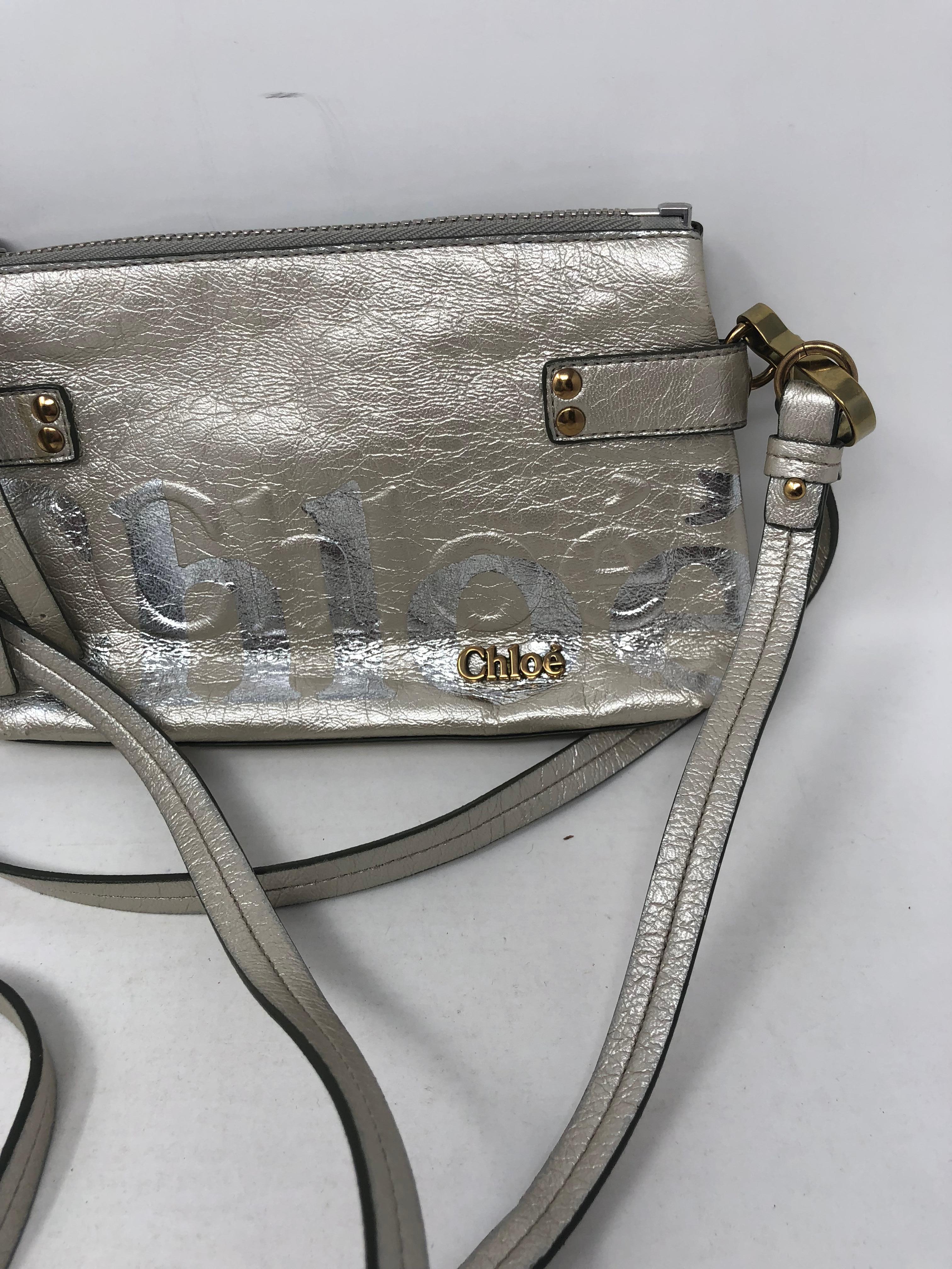Chloe Crossbody Silver Leather Bag In Excellent Condition In Athens, GA