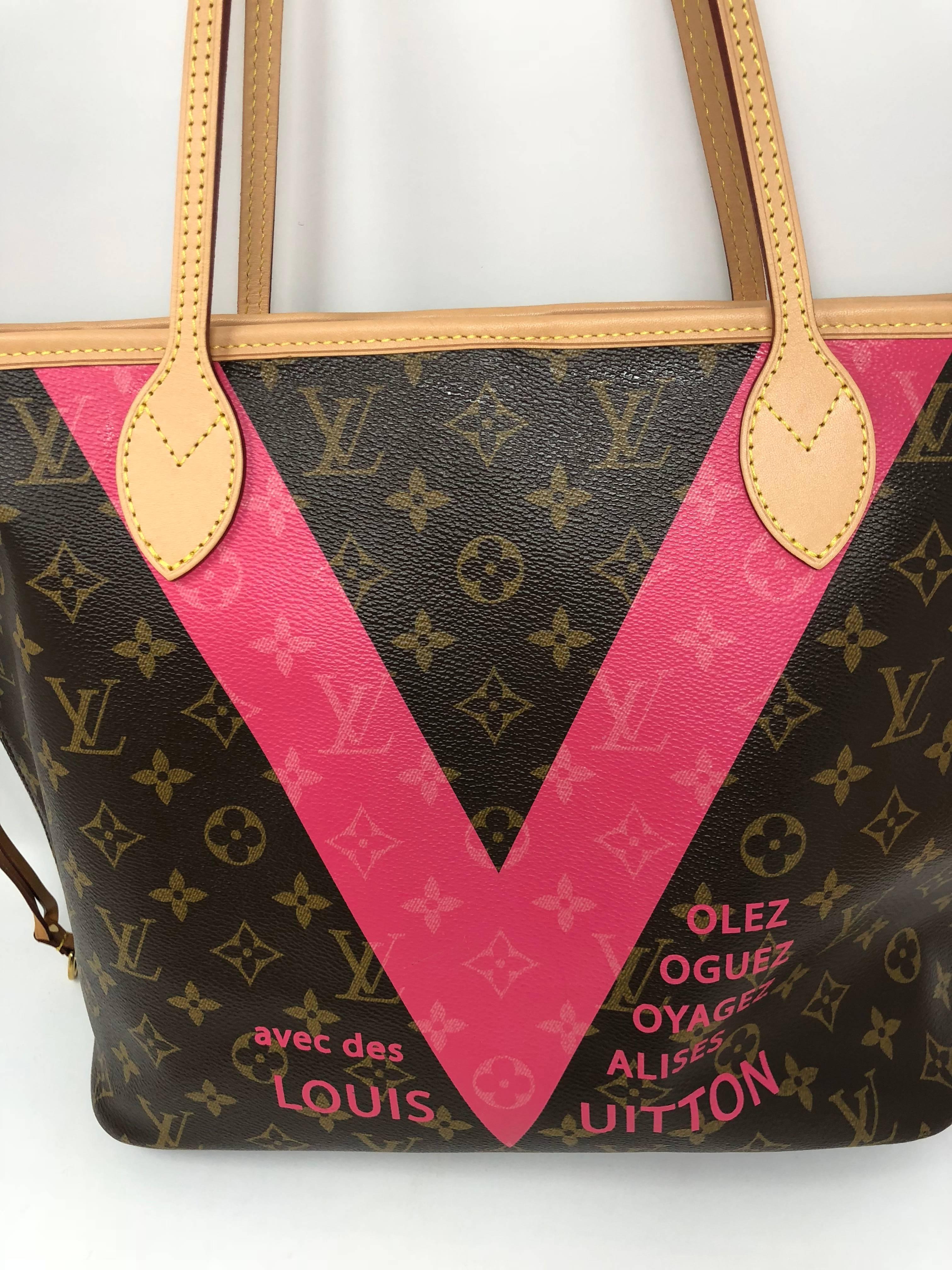 Louis Vuitton Neverfull MM Limited Edition V Pink Brown In Good Condition In Athens, GA