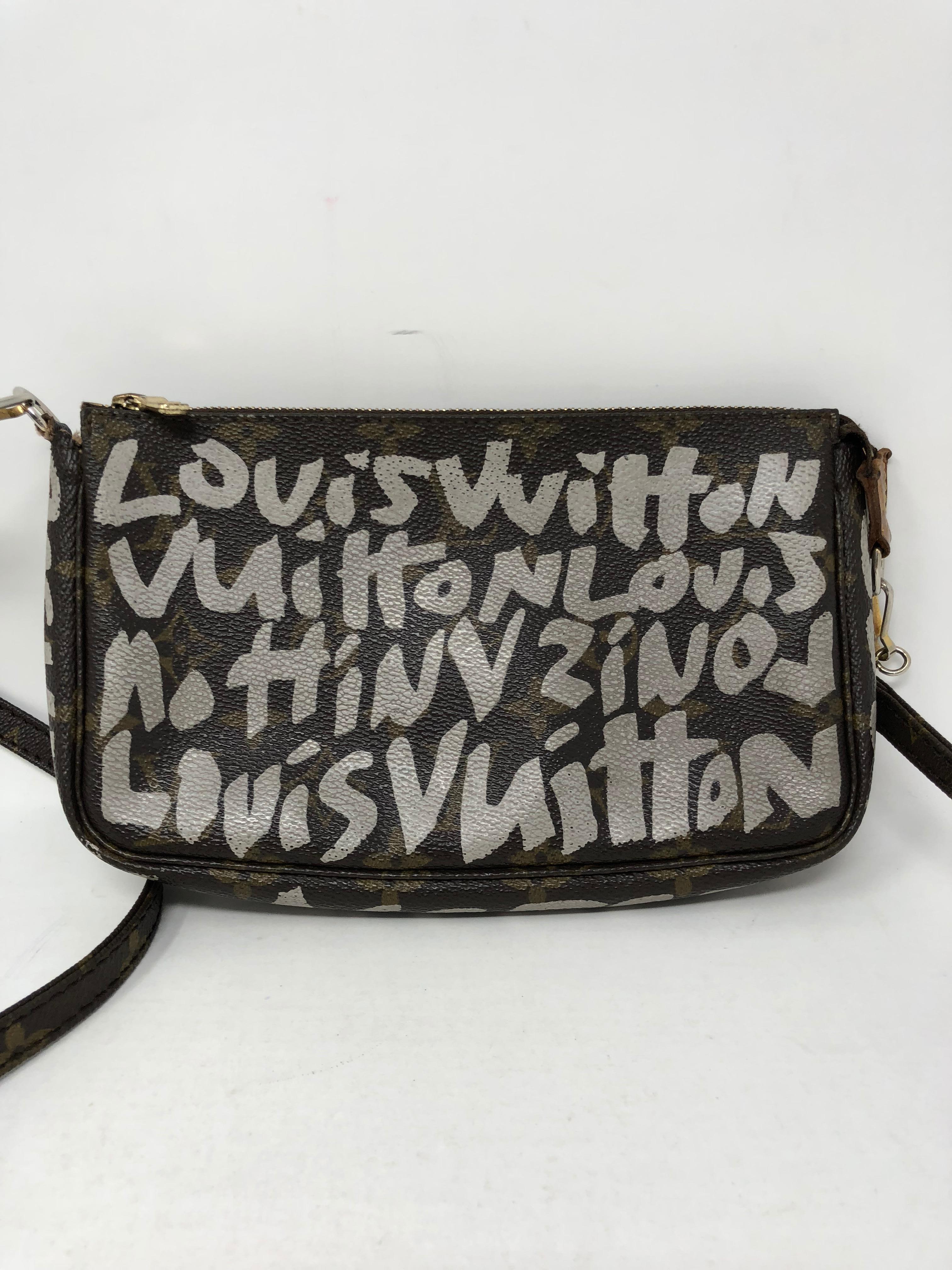 louis vuitton graffiti bag black and white