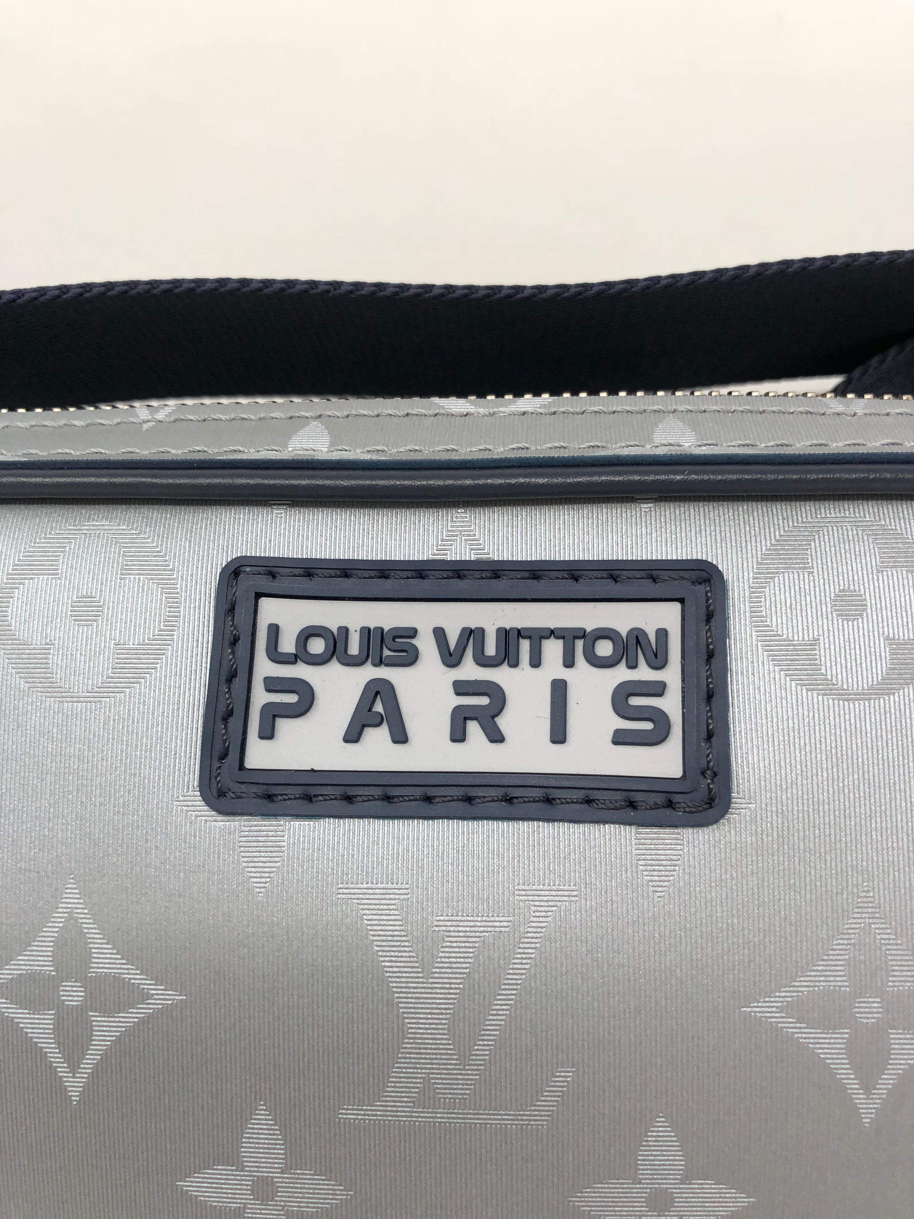 Louis Vuitton Alpha Messenger  In New Condition In Athens, GA