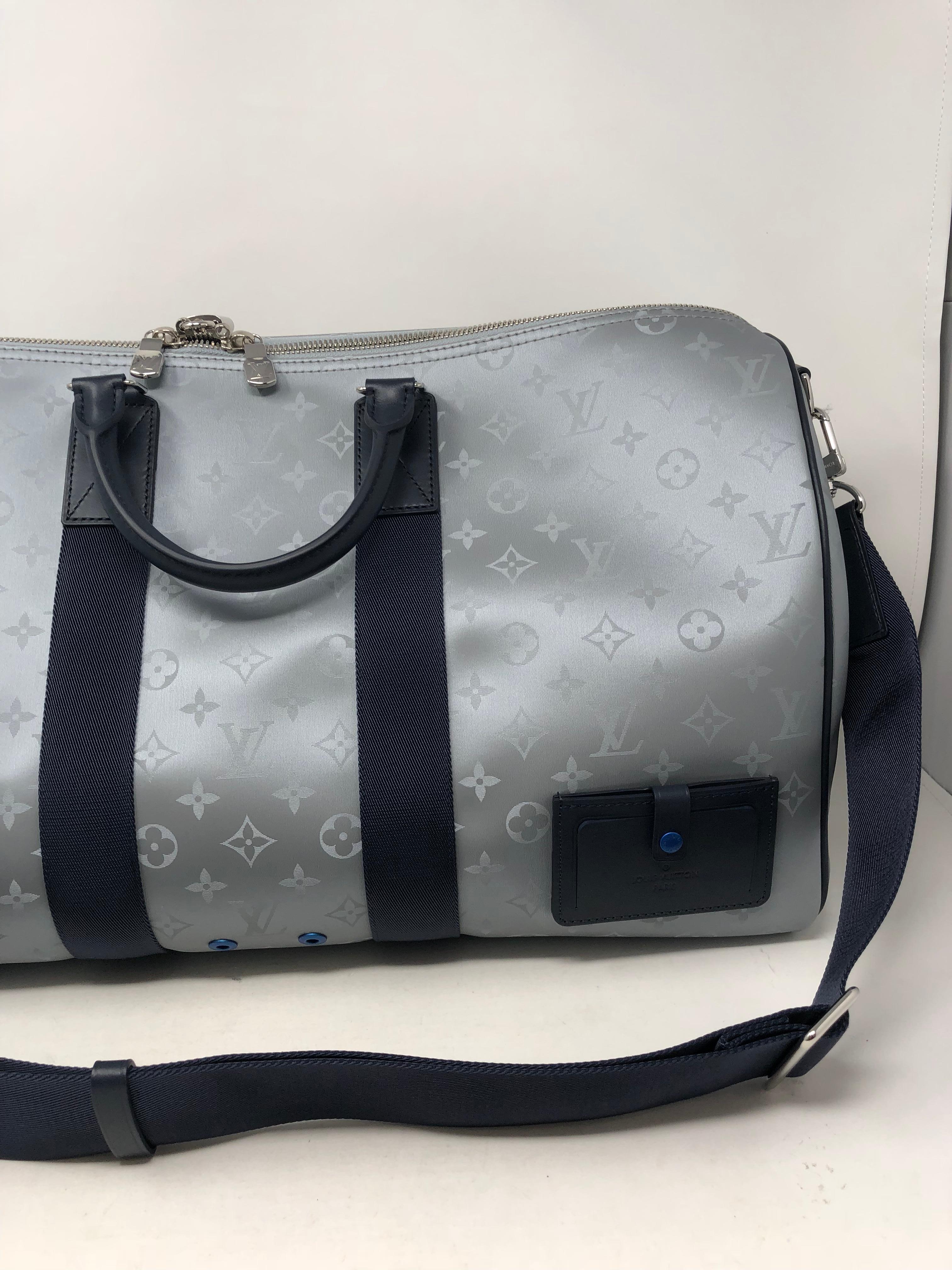 Louis Vuitton Silver Monogram Satellite 50 Keepall  In New Condition In Athens, GA