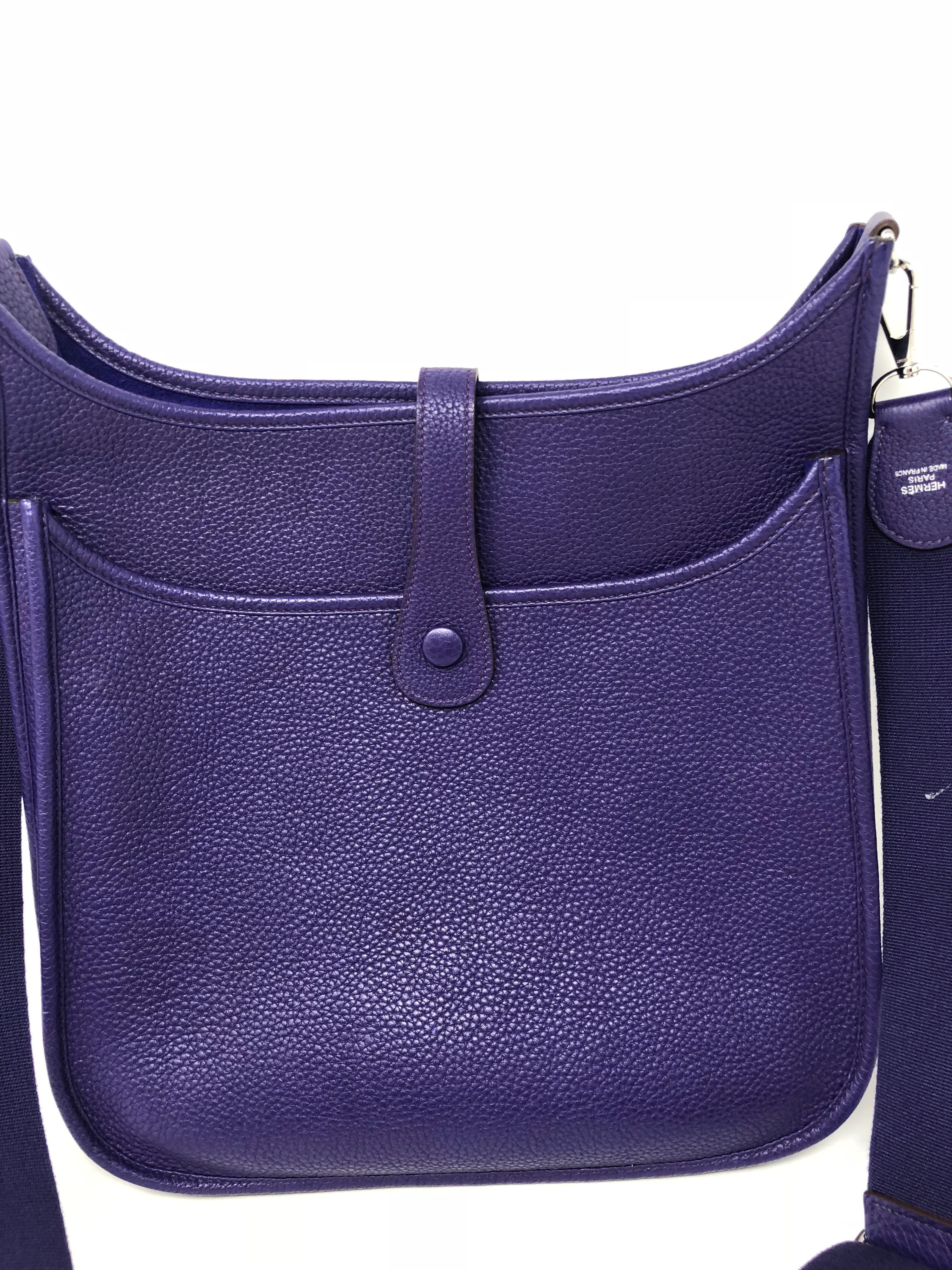 Hermes Evelyne GM Purple  In Excellent Condition In Athens, GA