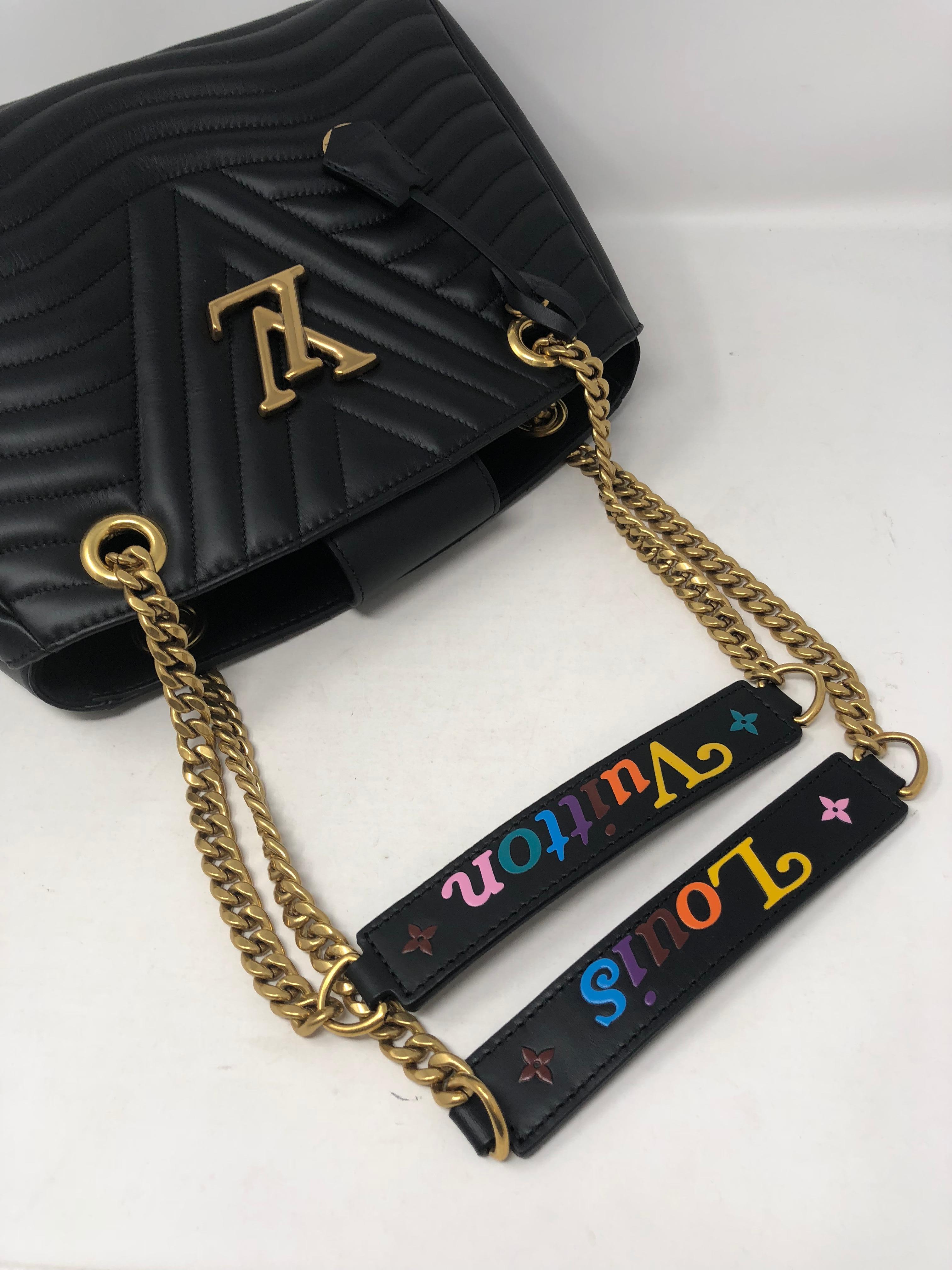 Women's or Men's Louis Vuitton New Wave Chain Tote 2018