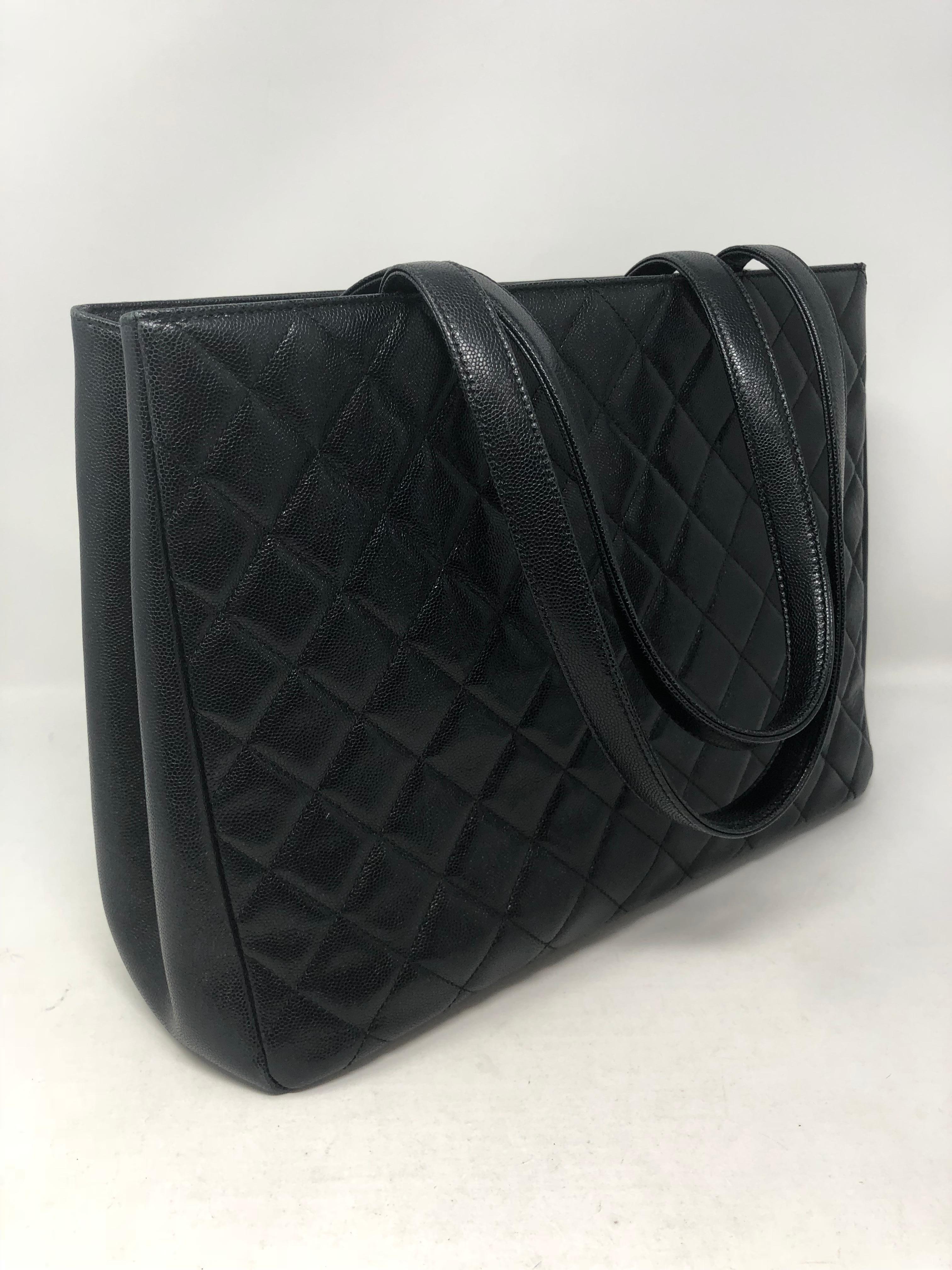 Chanel Large Business Affinity Shopping Tote Black Caviar In Excellent Condition In Athens, GA