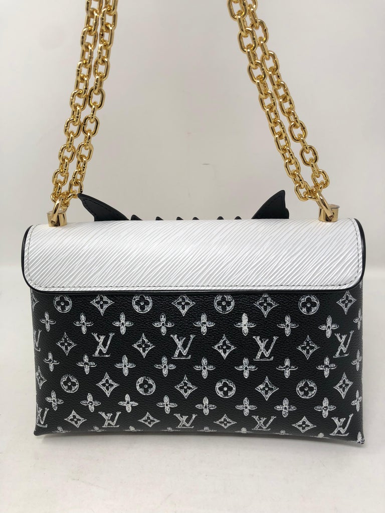 Louis Vuitton Orange Cat Chain Clutch 2019 For Sale at 1stdibs