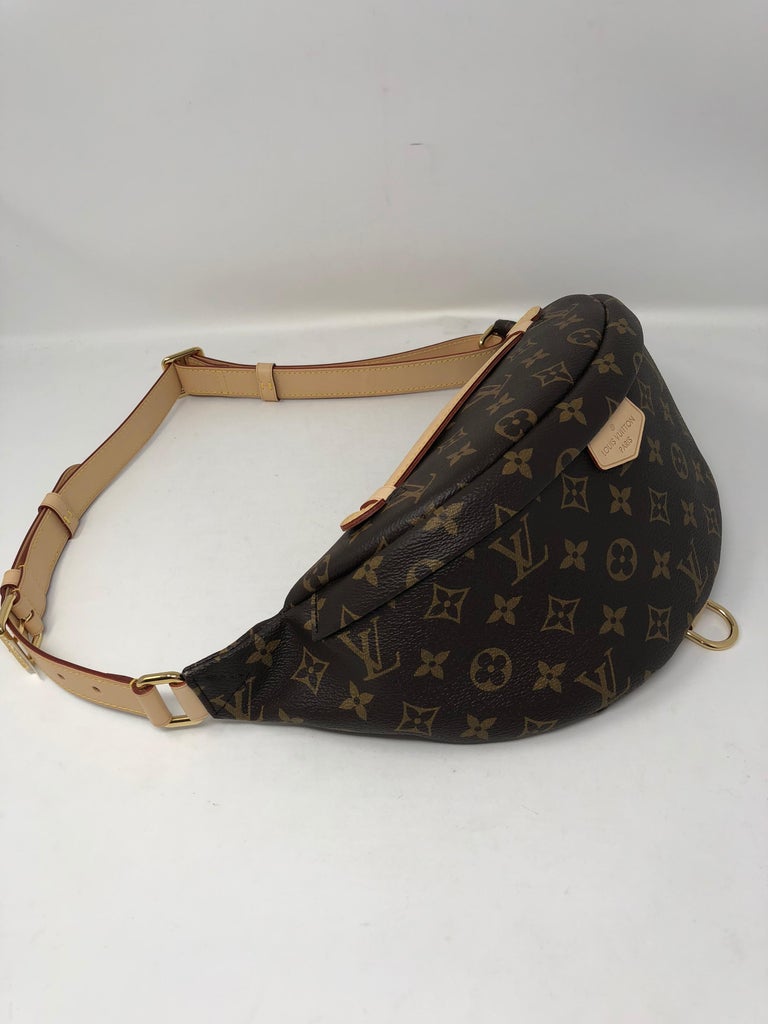 Dark Cream Croc Leather Bum Bag with LV – Emma Lou's Boutique