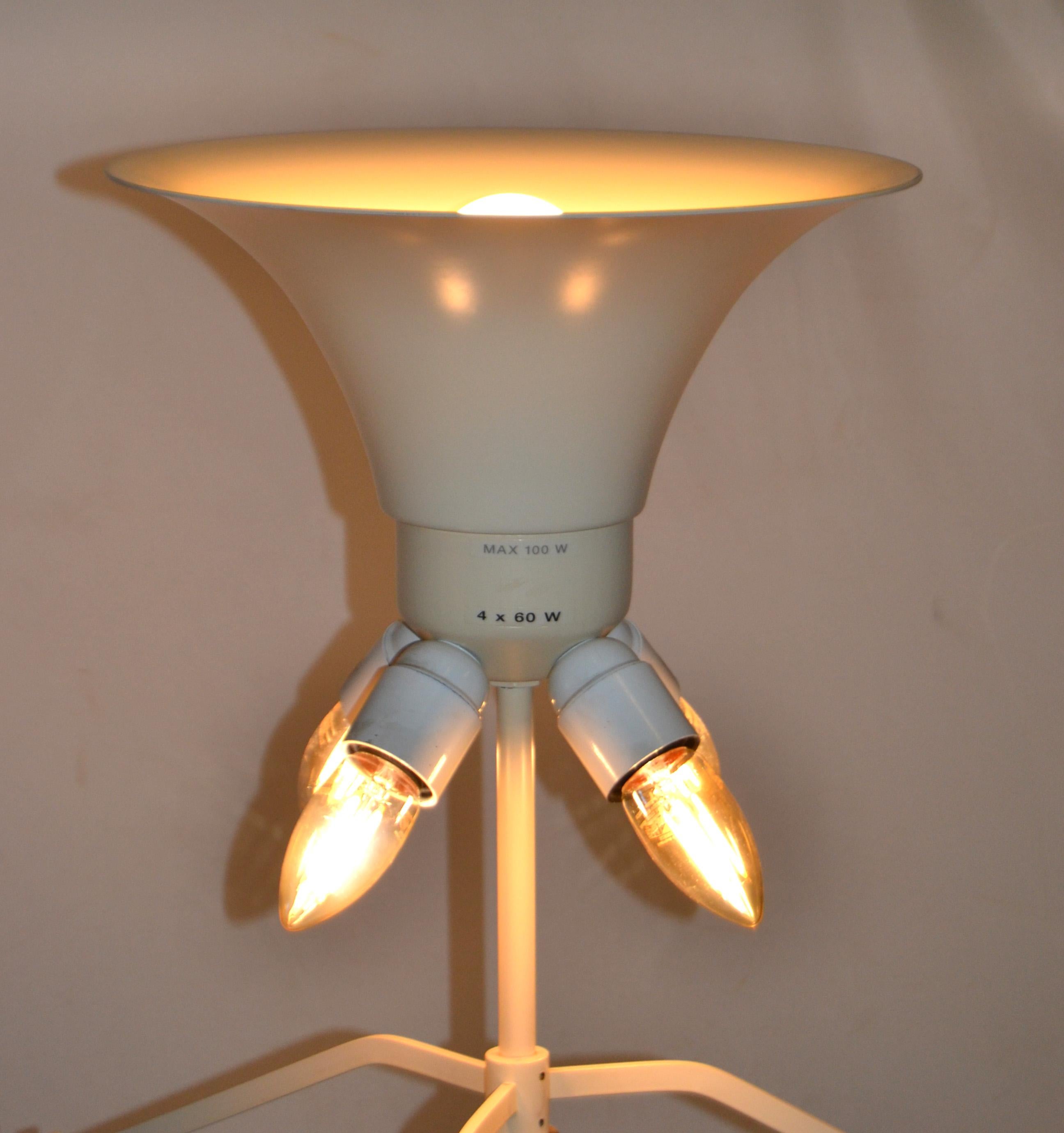  Archivio Storico Fontana Arte Aluminium-Stehlampe, Birnenbaum-Stehlampe aus geblasenem Glas, Italien   im Angebot 1