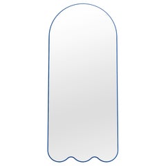 Specchio a figura intera scultoreo ondulato Archvyli A3 di oitoproducts