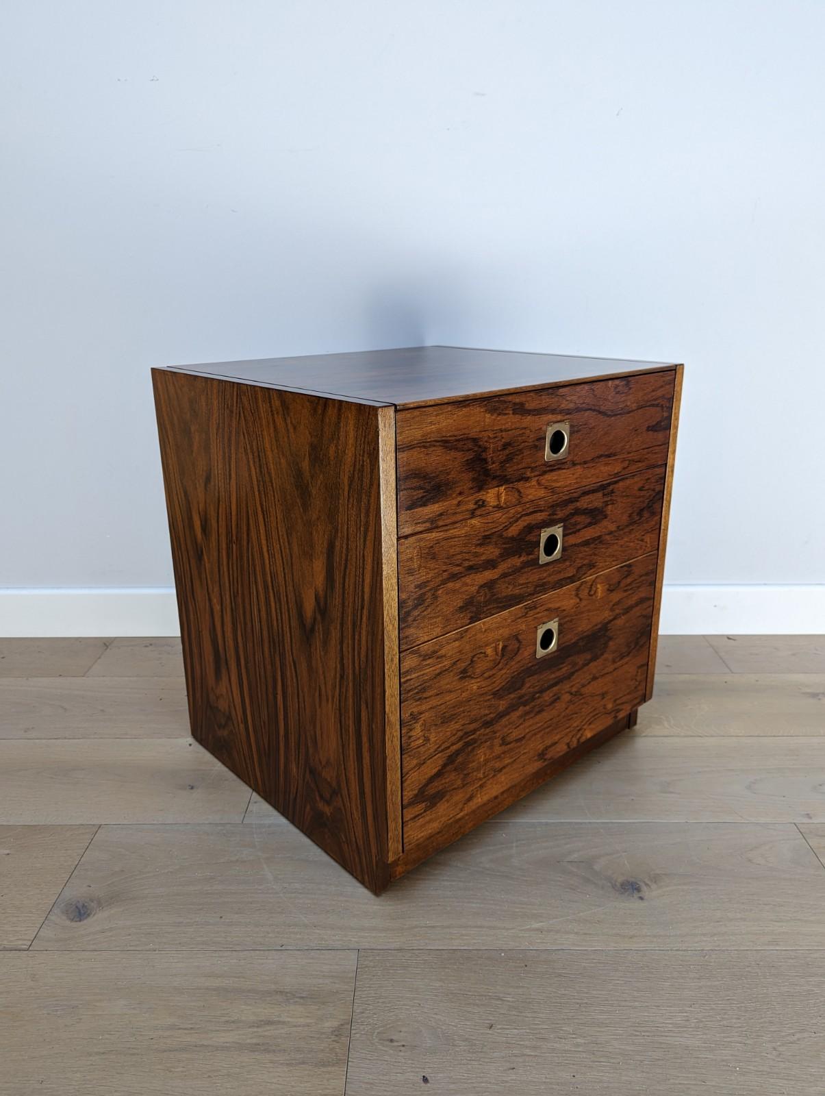 Mid-Century Modern Arcie shine and Robert Heritage Rosewood chest of drawers for Heals of London
