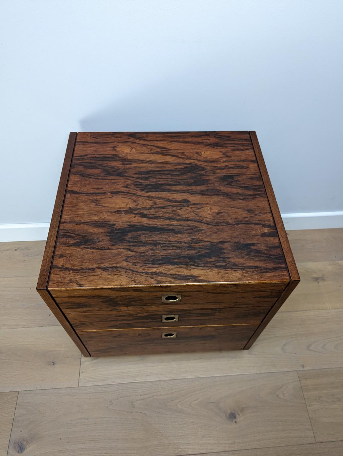 20th Century Arcie shine and Robert Heritage Rosewood chest of drawers for Heals of London