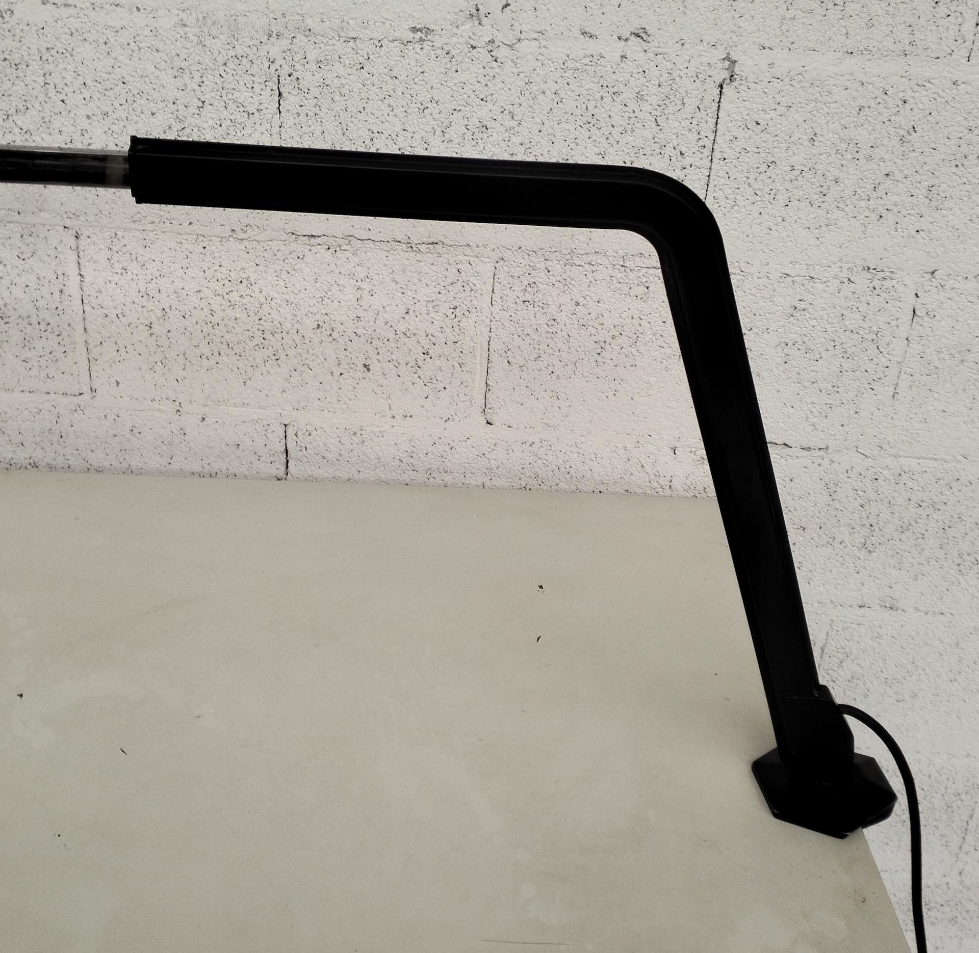 Metà XX secolo Lampada da tavolo a morsetto 
