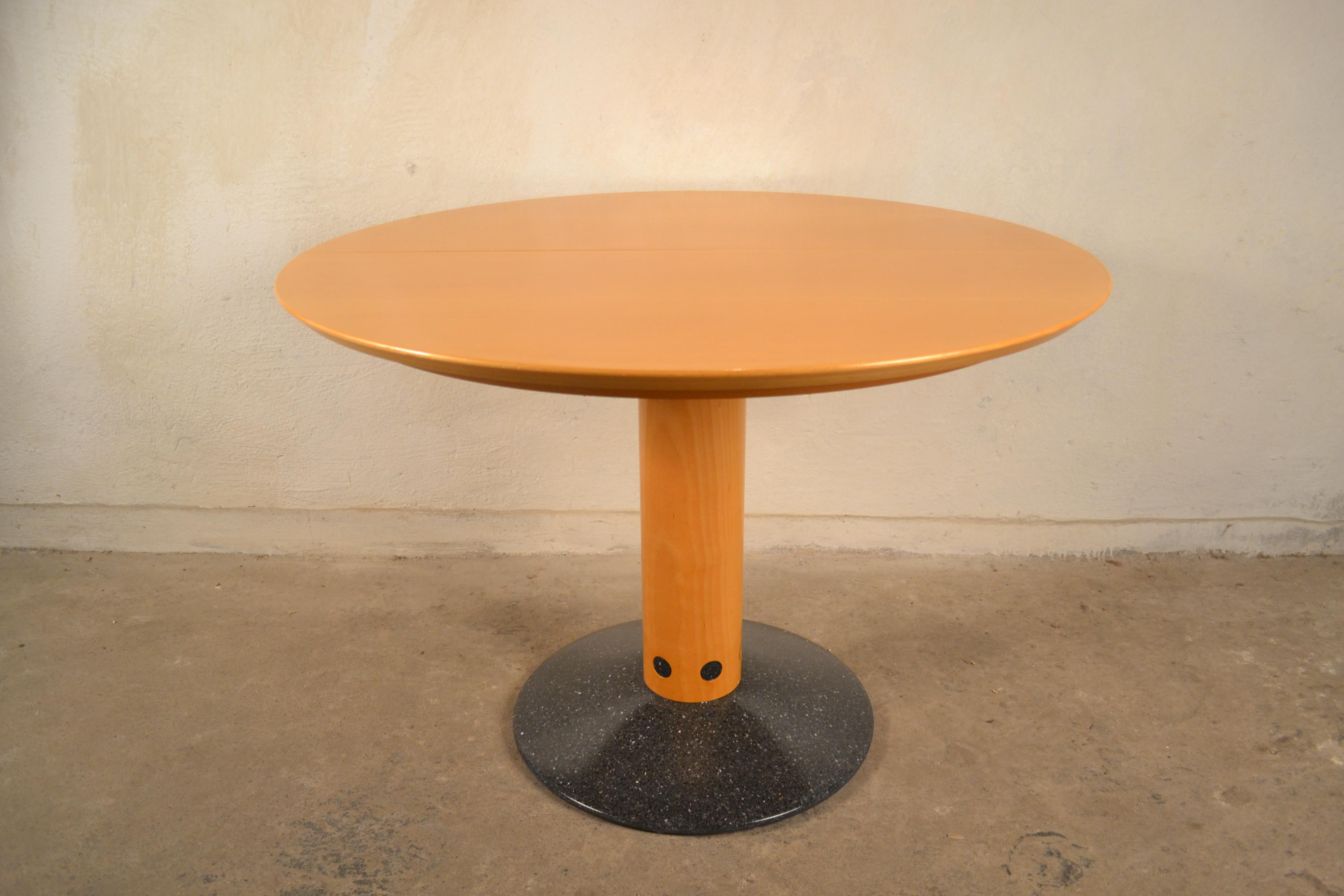 Arco Diabolo table designed by Arnold Merckx, the Netherlands from 1990. In the original condition, signed, without any renovation. After unfolding the width of the table is 158 cm. A timeless form and perfect workmanship from the highest quality