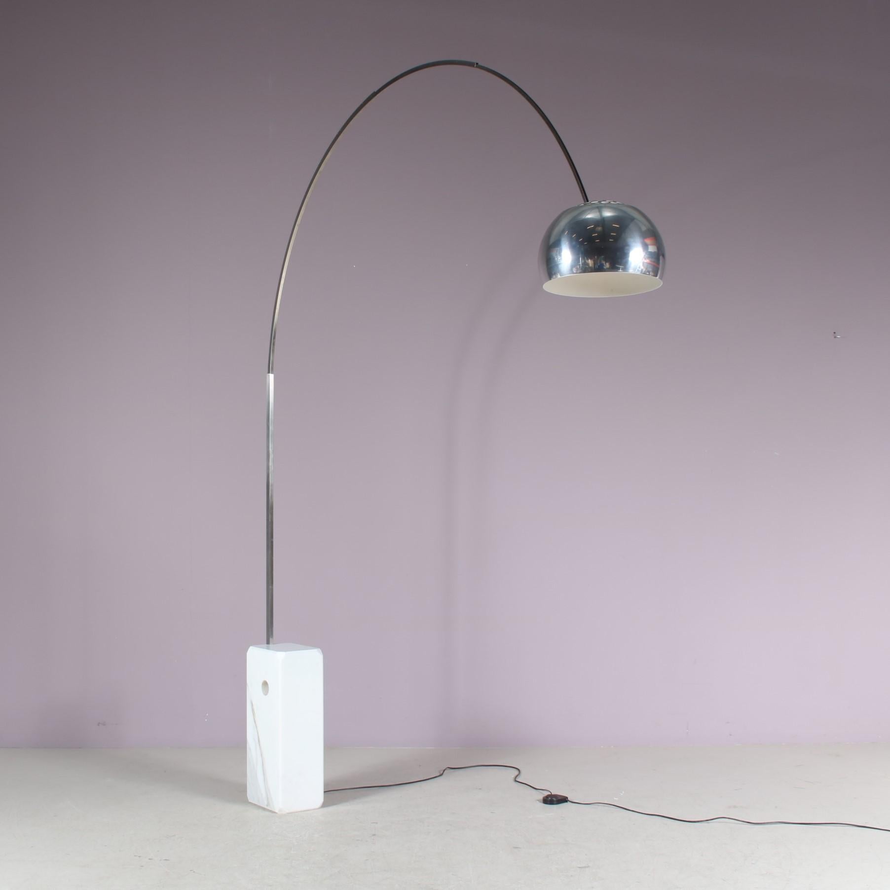 “Arco” Lamp by Achille and Pier Giacomo Castiglioni for Flos, Italy 1970 For Sale 3