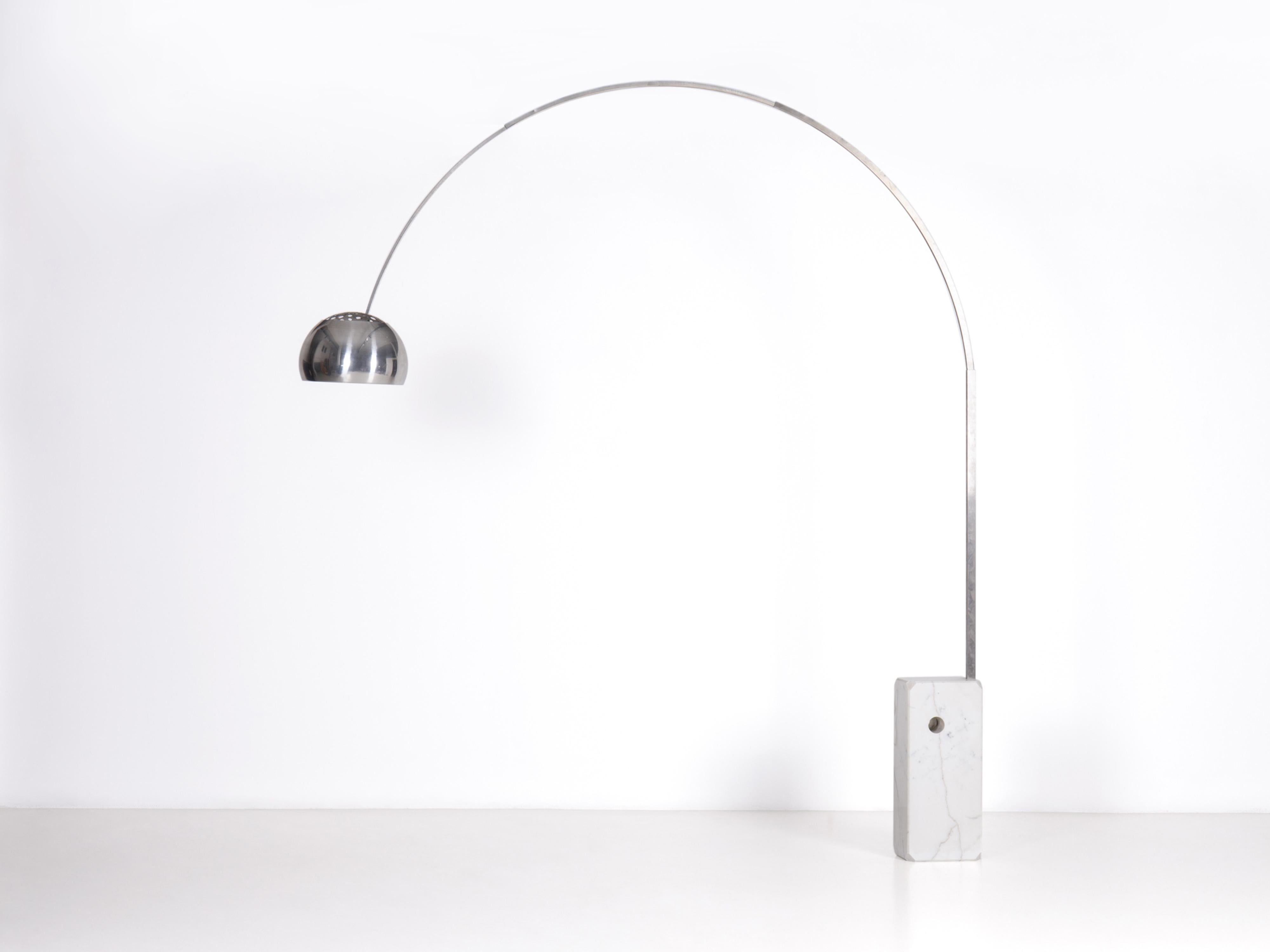 Arco lamp by Achille & Pier Giacomo Castiglioni, one of the first pieces produced at the beginning of the 60s. Base in white marble. Adjustable stem in stainless steel. Adjustable reflector in polished aluminum.

Bibliography

Accademia delle Belle