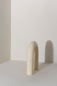 Lámpara Arco, blanca, by RAIN, Lámpara de sobremesa contemporánea, acero inoxidable