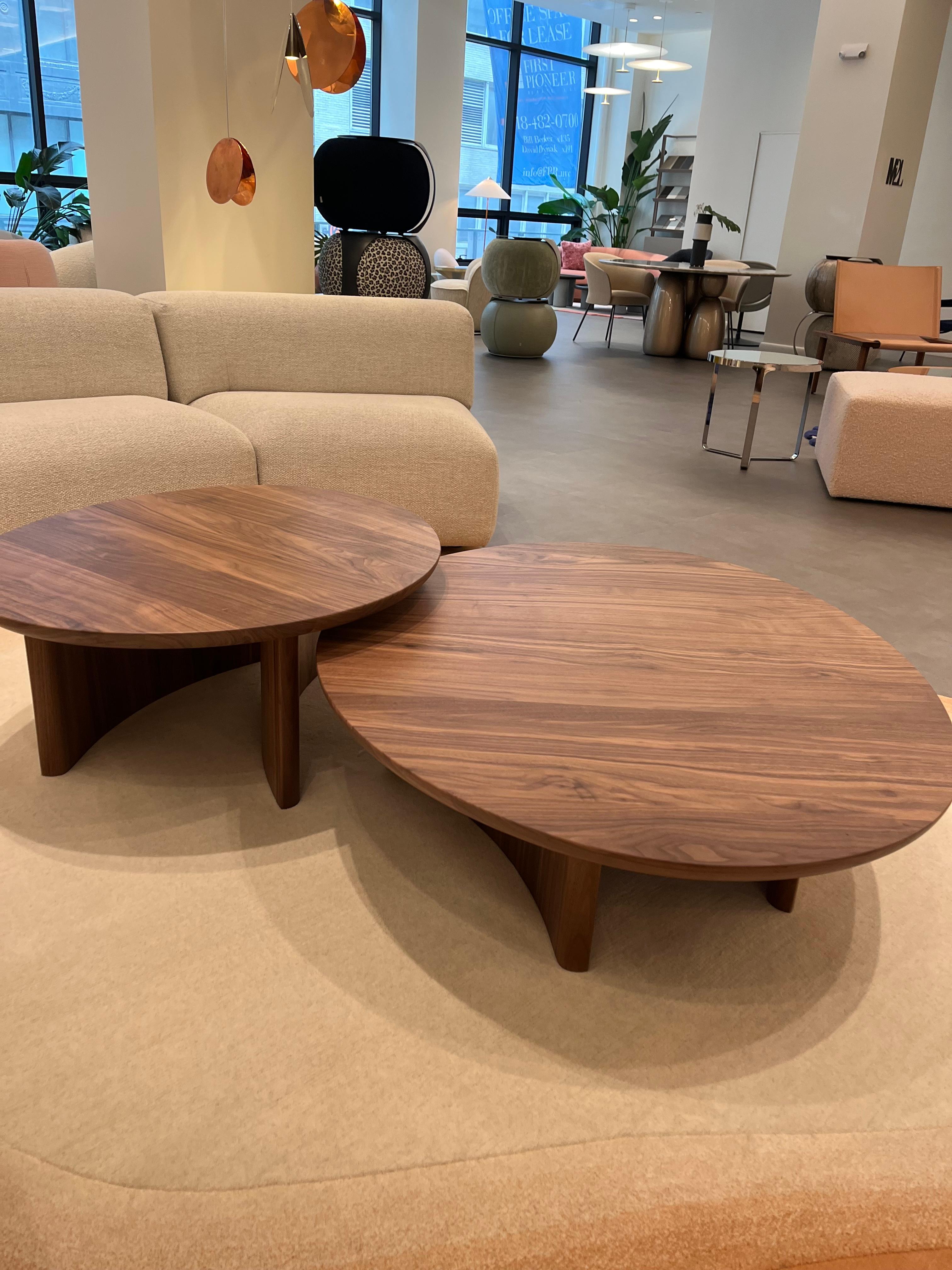 Arco Set of Two Dew Walnut Tables by Sabine Marcelis in STOCK In Excellent Condition For Sale In New York, NY