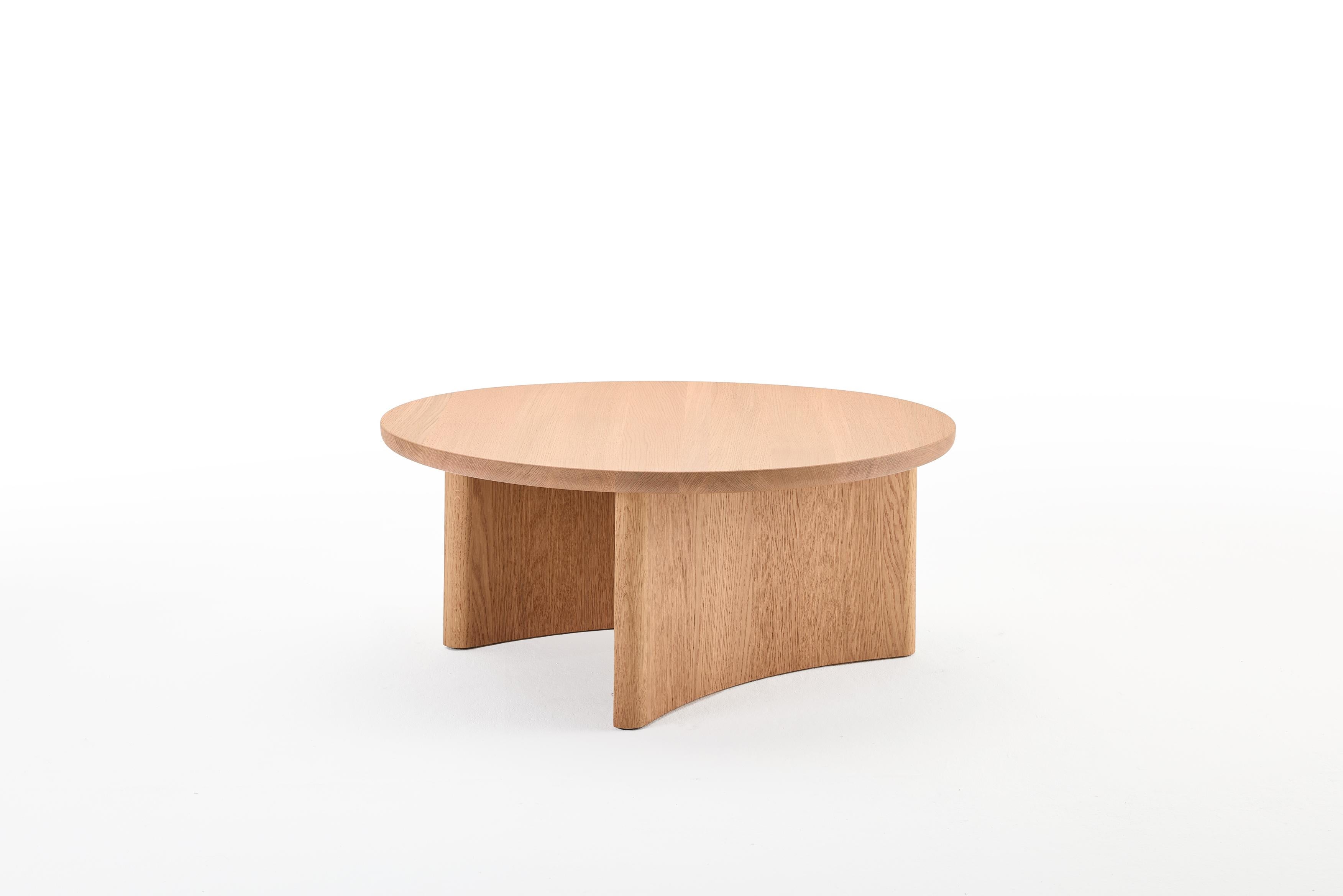Ensemble Arco de deux tables basses en chêne Dew conçues par Sabine Marcelis en vente 4