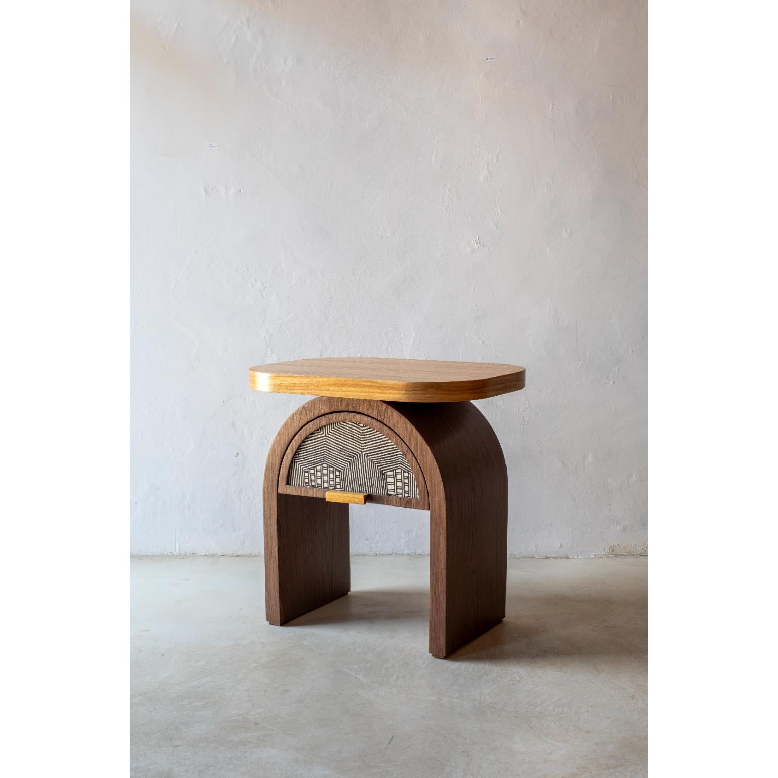 Arco Side Table by Gabriela Campos In New Condition For Sale In Geneve, CH
