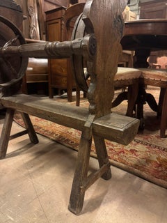 Arcolaio antico in legno con manovella, attrezzo da lavoro, italia