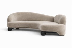 Arcora Sculptural Sofa mit Mineralgussbeinen - Basalt Edition