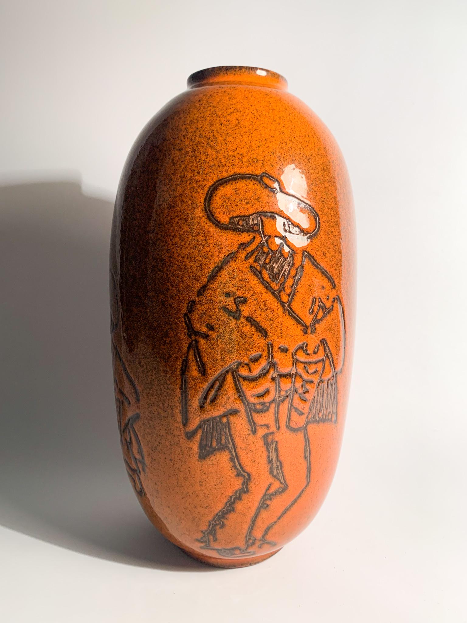 Orange Arcore ceramic vase, made in the 1950s.

Measures: Ø cm 13, h cm 23.
