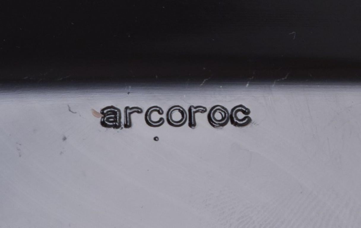 Arcoroc, France. Un ensemble de six assiettes octogonales en verre noir. en vente 1
