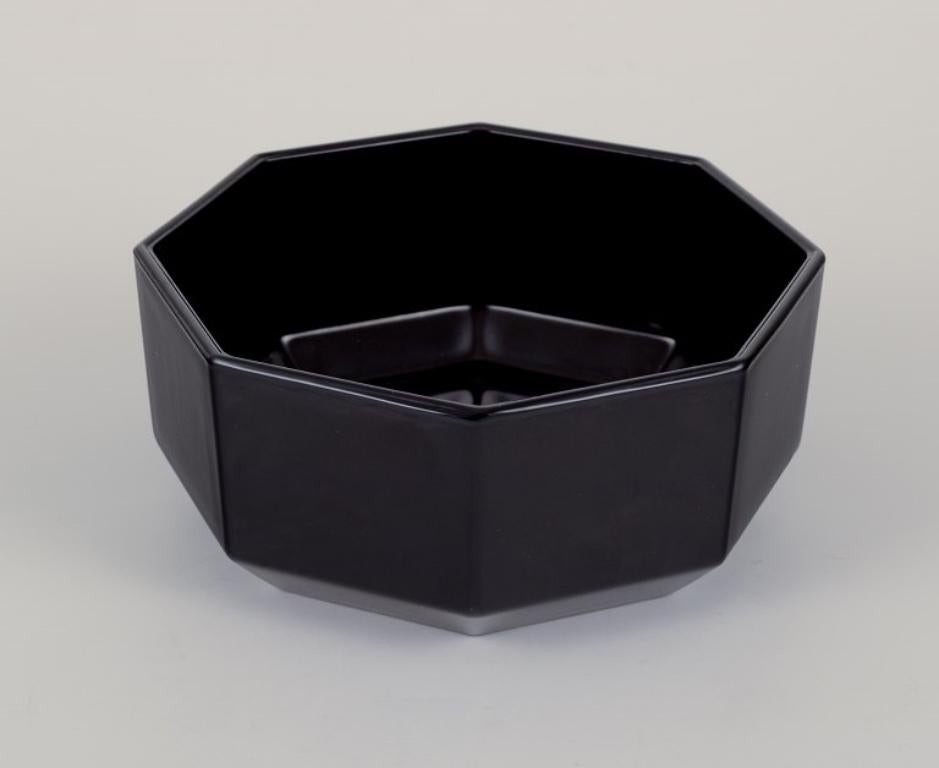 Arcoroc, Francia. Dos cuencos octogonales de cristal negro Años 70/80. Francés en venta
