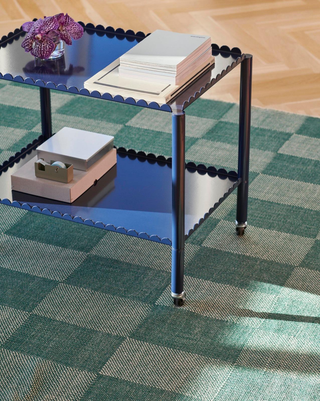 Carrito Arcs, Bajo en Azul Acero, de Muller Van Severen para Hay Chino en venta