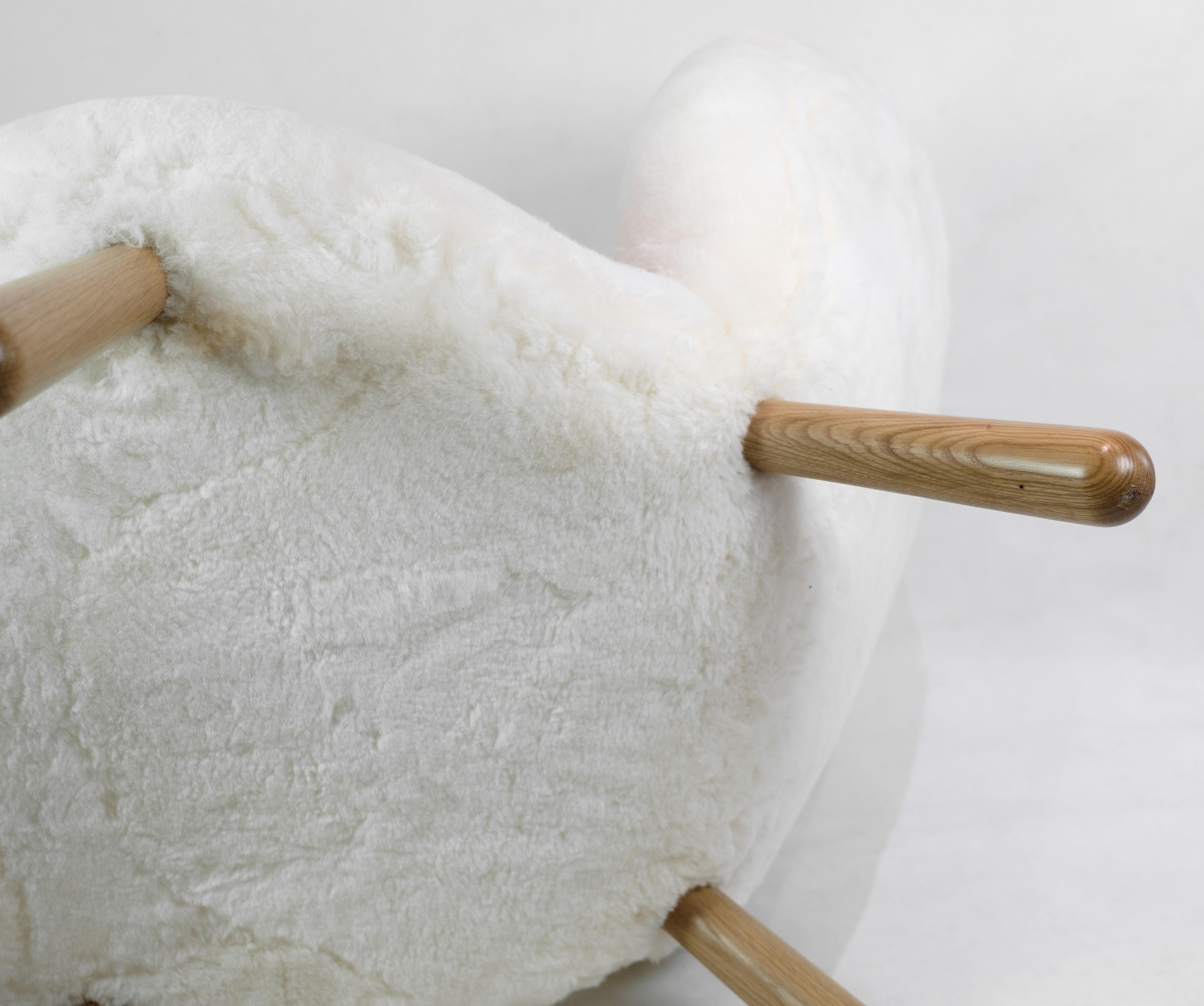 Fauteuil de salon Arctander de Philip Arctander fabriqué en peau de mouton des années 1960 en vente 6