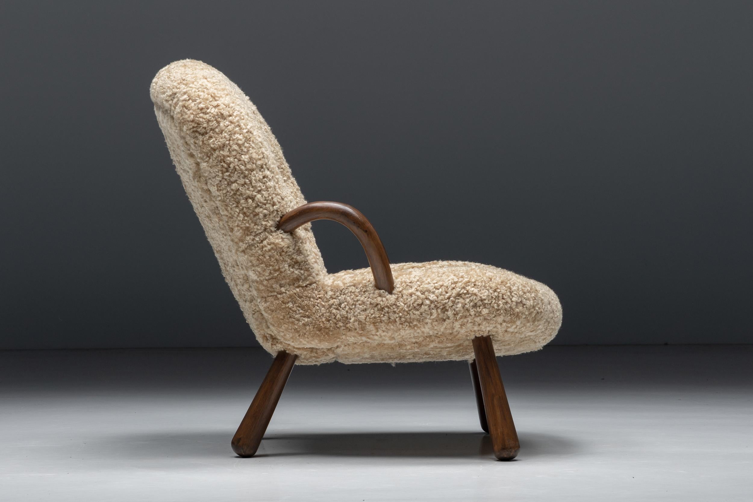 Mid-20th Century Arctander Clam Chair in Sheepskin by Philip Arctander, Denmark, 1944
