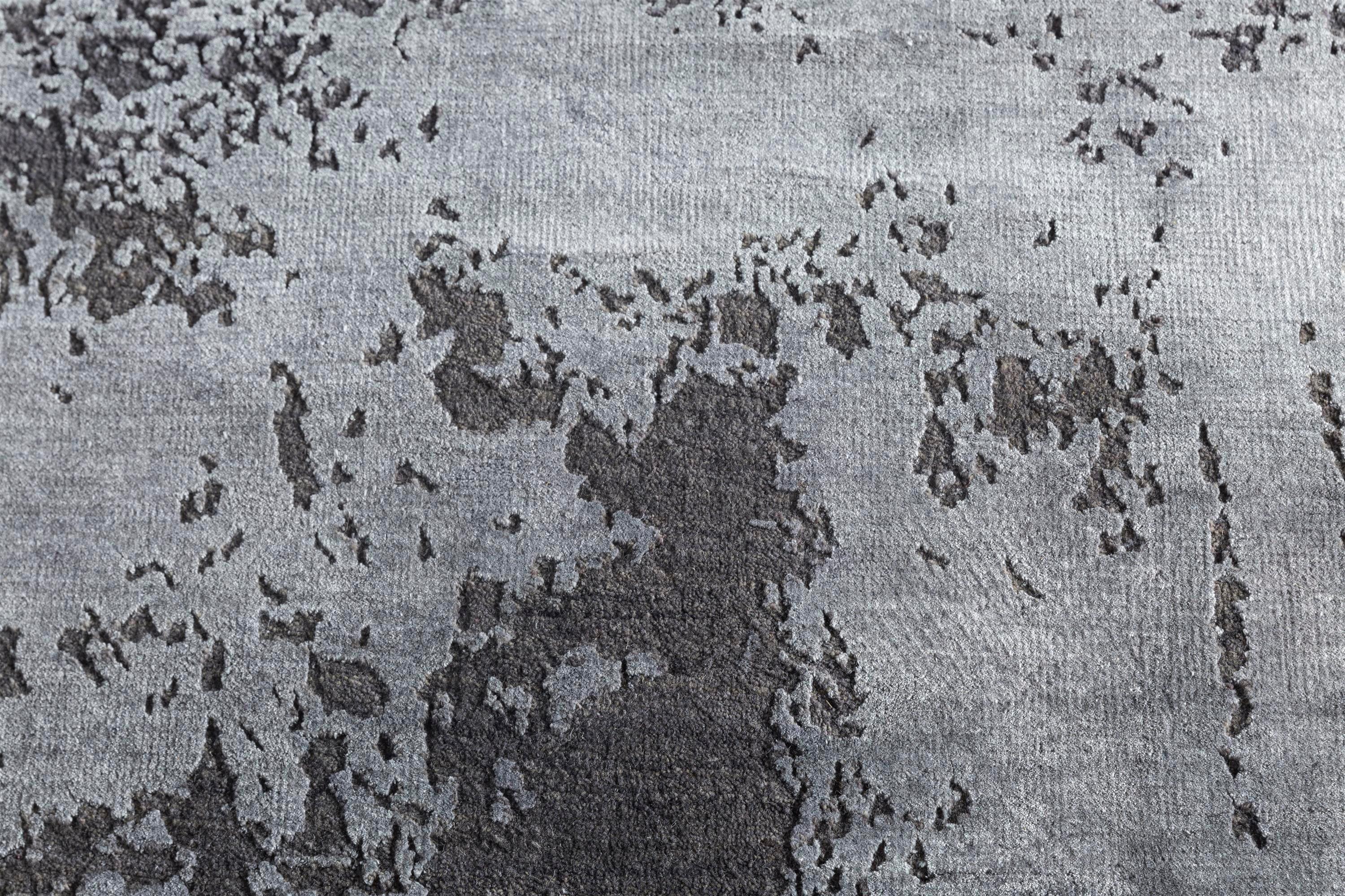 Indiano Tappeto Arctic Noir Frost Gray Liquorice annodato a mano in vendita