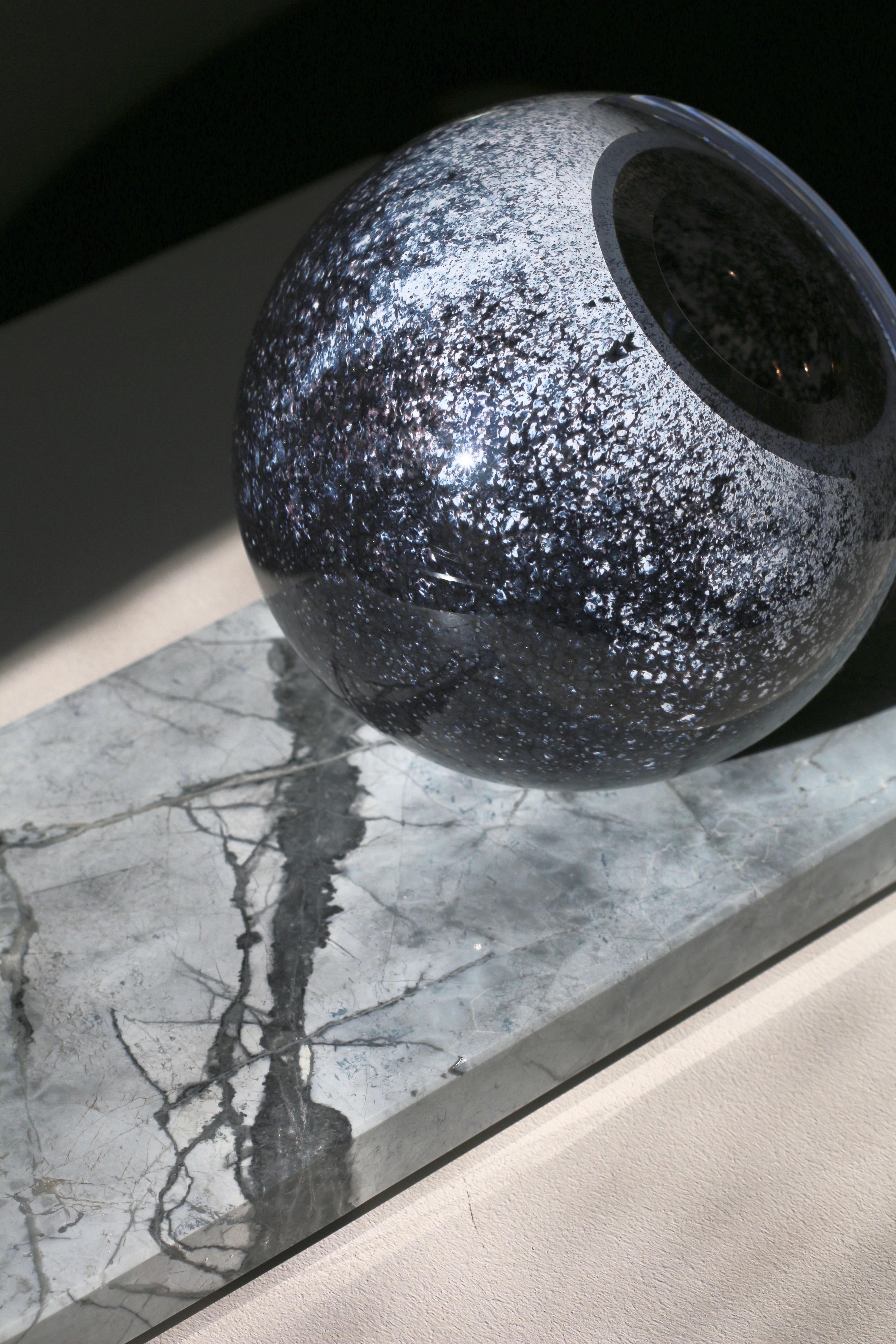 Polished 'Arctica' Vase in Blue White Glass on Marble