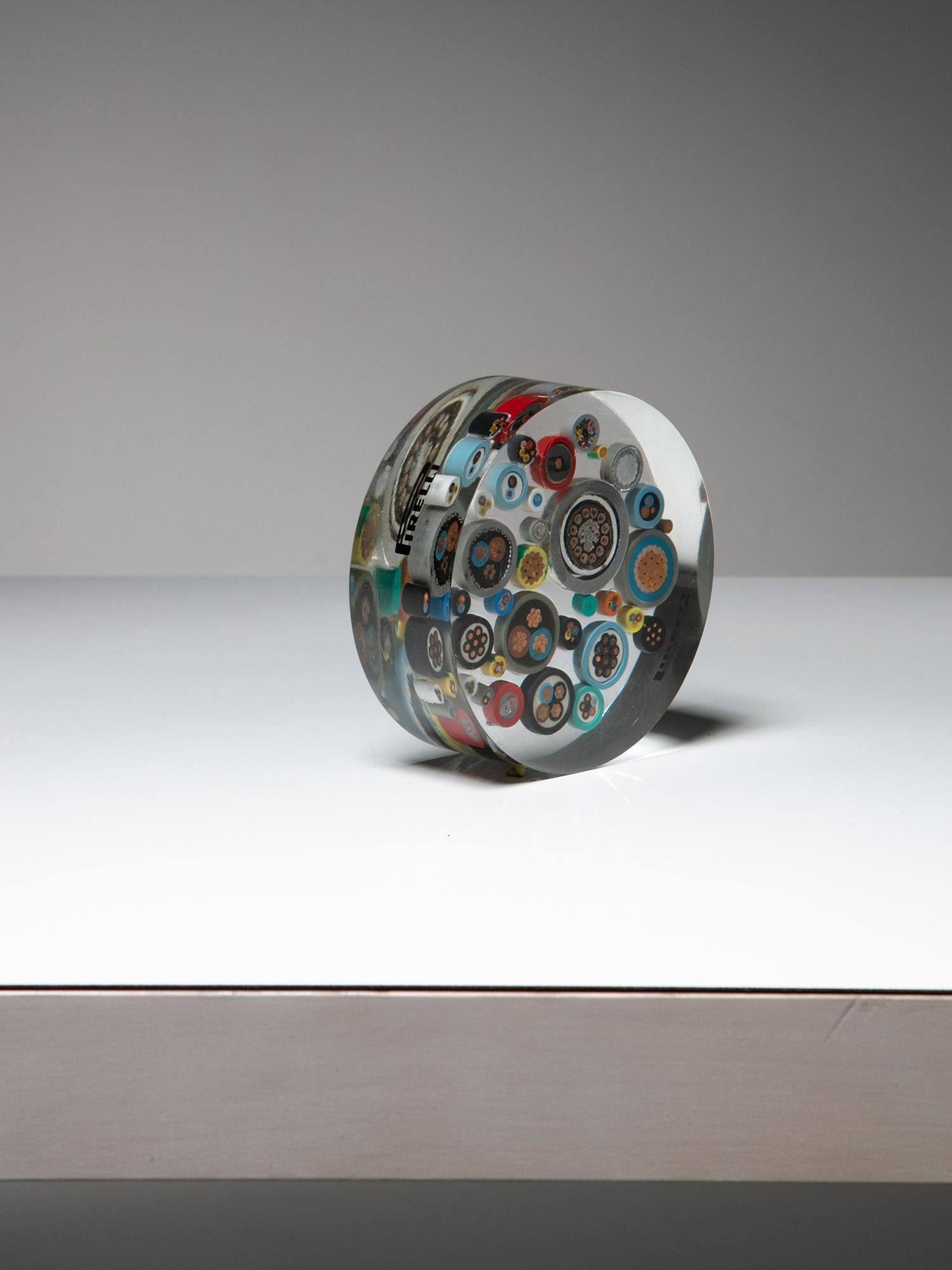 Arcylic-Skulptur, Alan Fletcher für Pirelli zugeschrieben, Italien, 1970er Jahre (Acryl) im Angebot